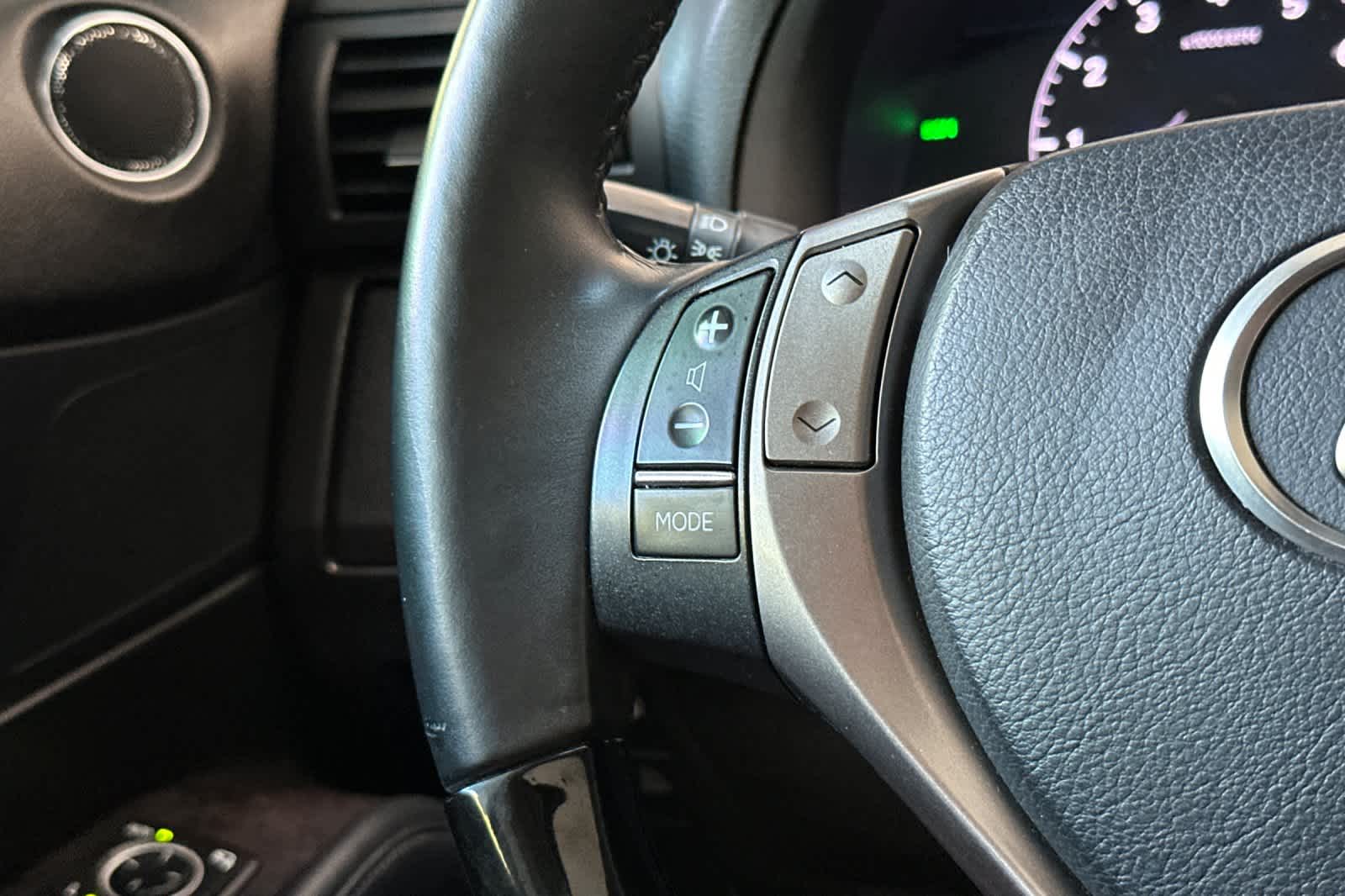 Thumbnail: 2015 Lexus RX - 27
