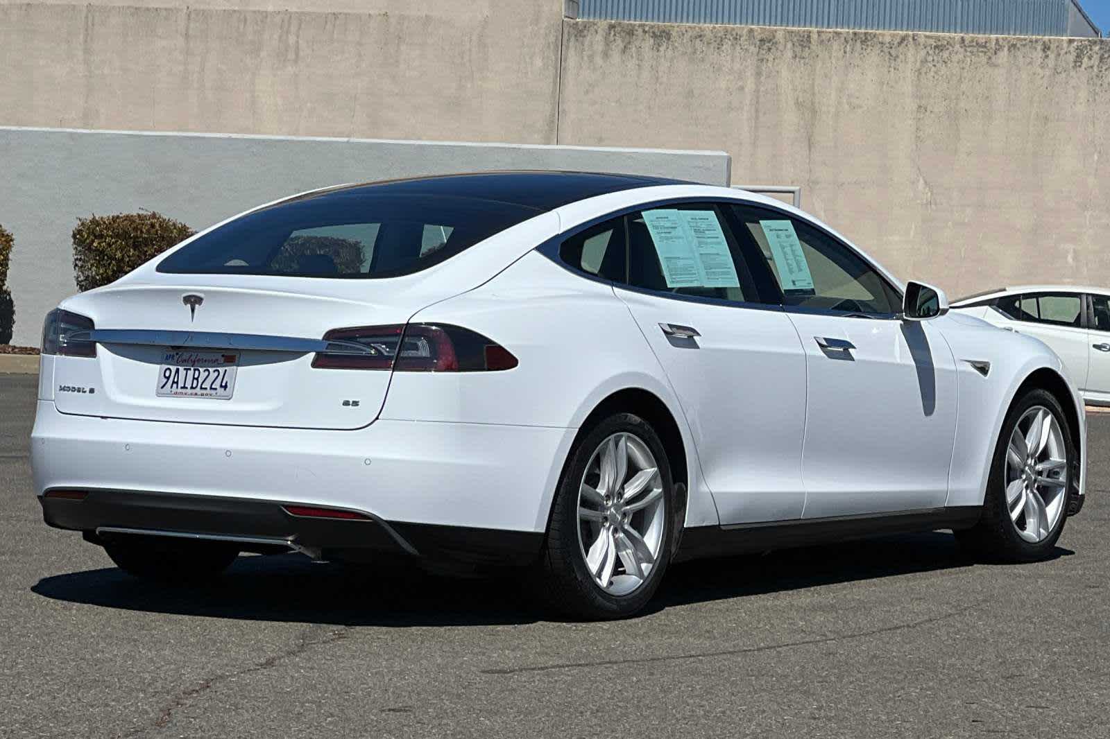 2014 Tesla Model S Base 2