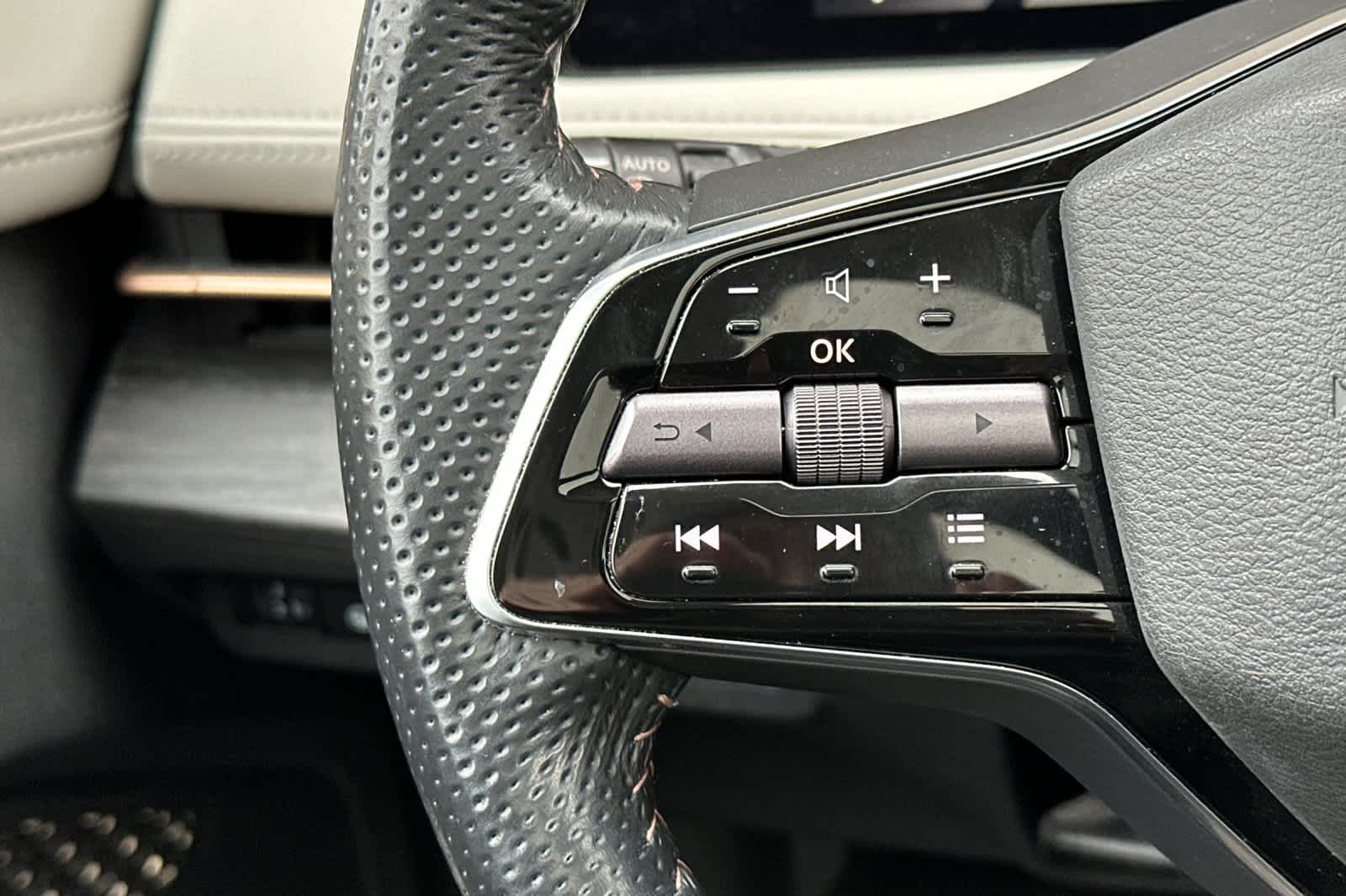 Thumbnail: 2023 Nissan Ariya - 27