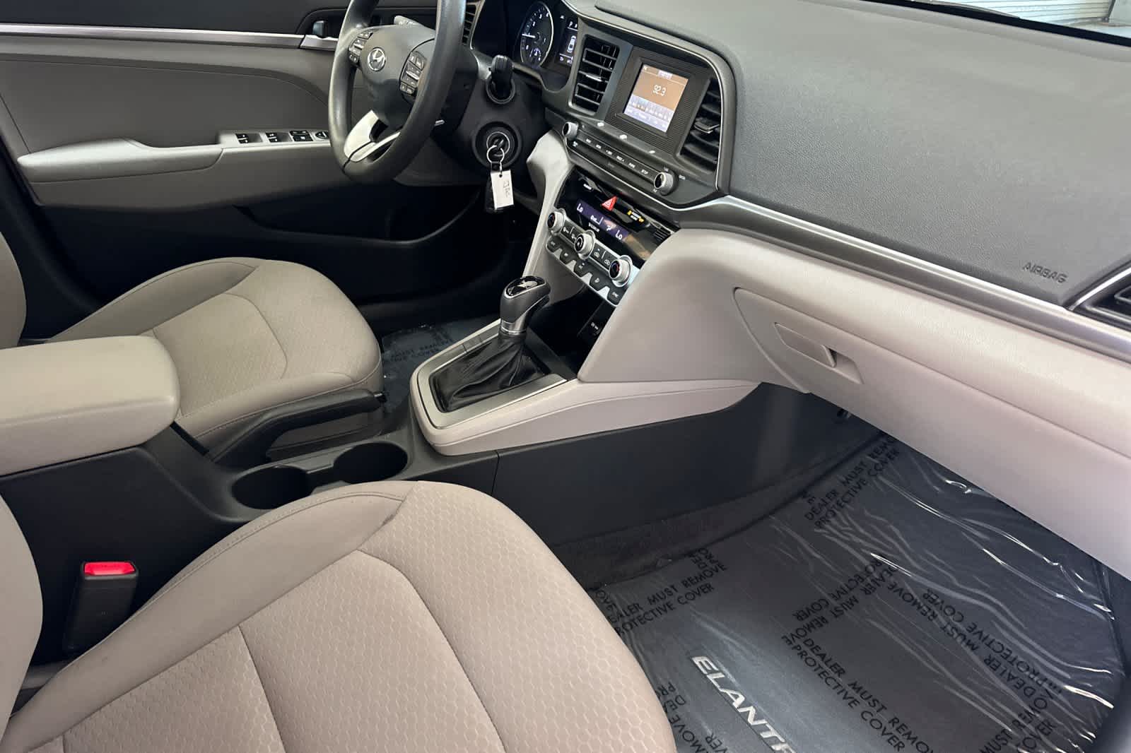 Thumbnail: 2020 Hyundai Elantra - 15