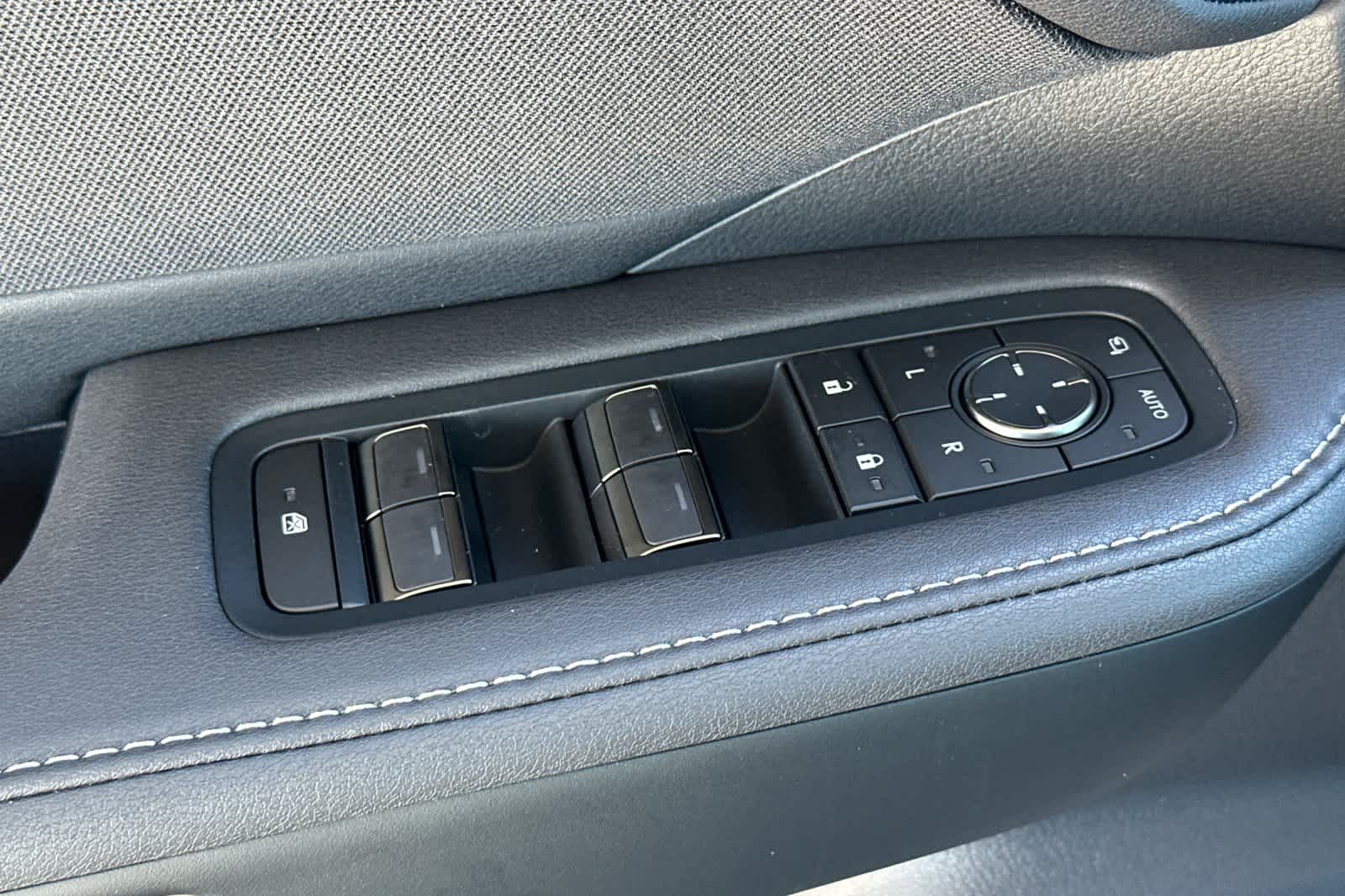 Thumbnail: 2026 Lexus TX - 13