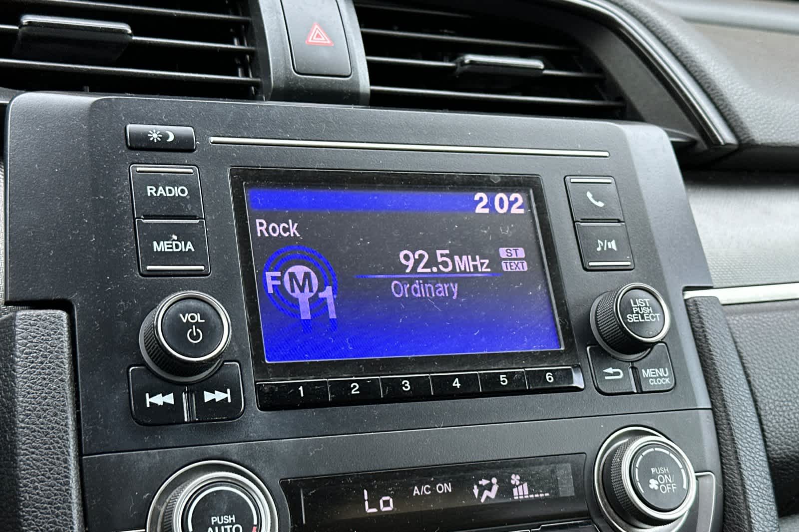 Thumbnail: 2017 Honda Civic - 18