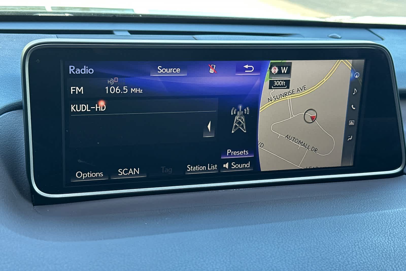 Thumbnail: 2017 Lexus RX - 20