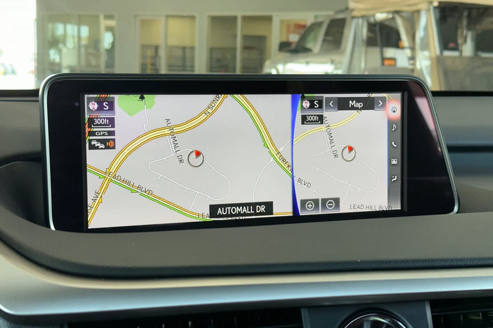 Thumbnail: 2019 Lexus RX - 21