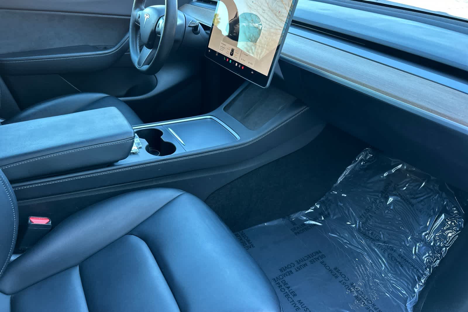 Thumbnail: 2022 Tesla Model Y - 17