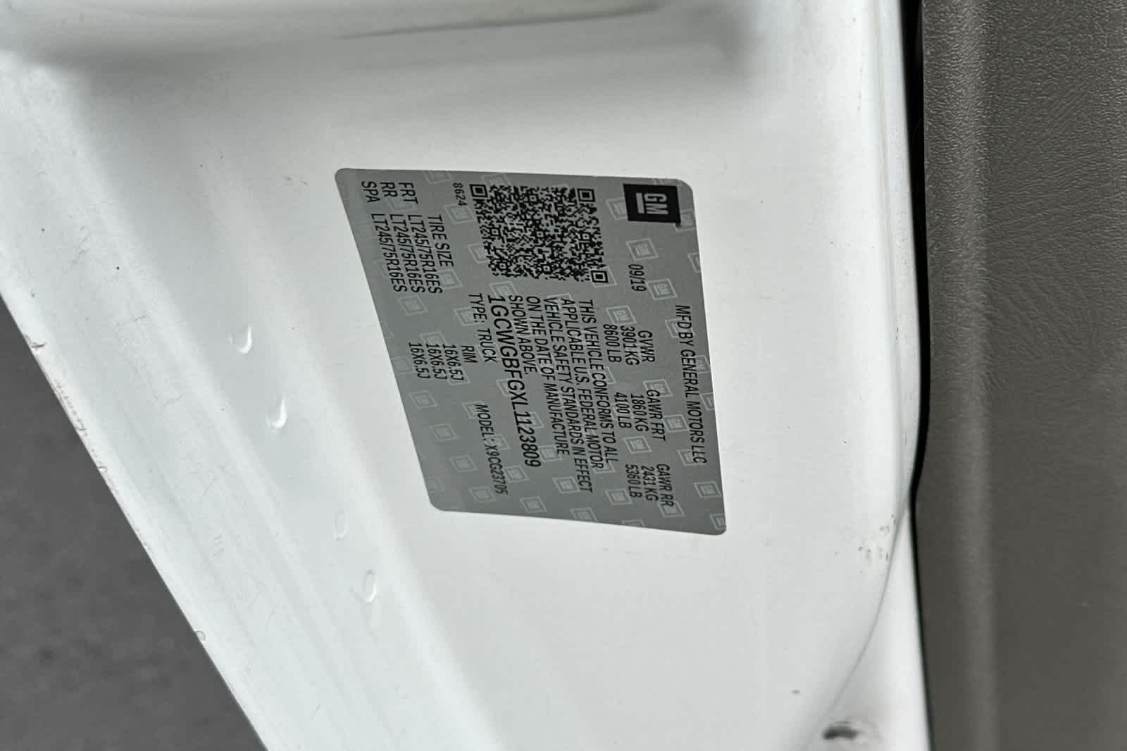 Thumbnail: 2020 Chevrolet Express - 30