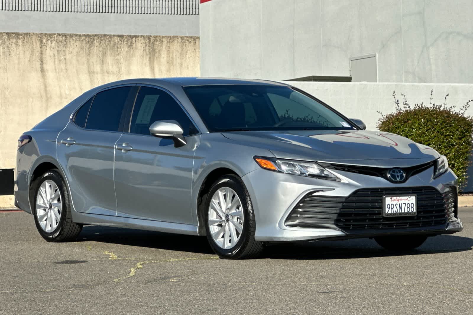 Thumbnail: 2023 Toyota Camry - 5
