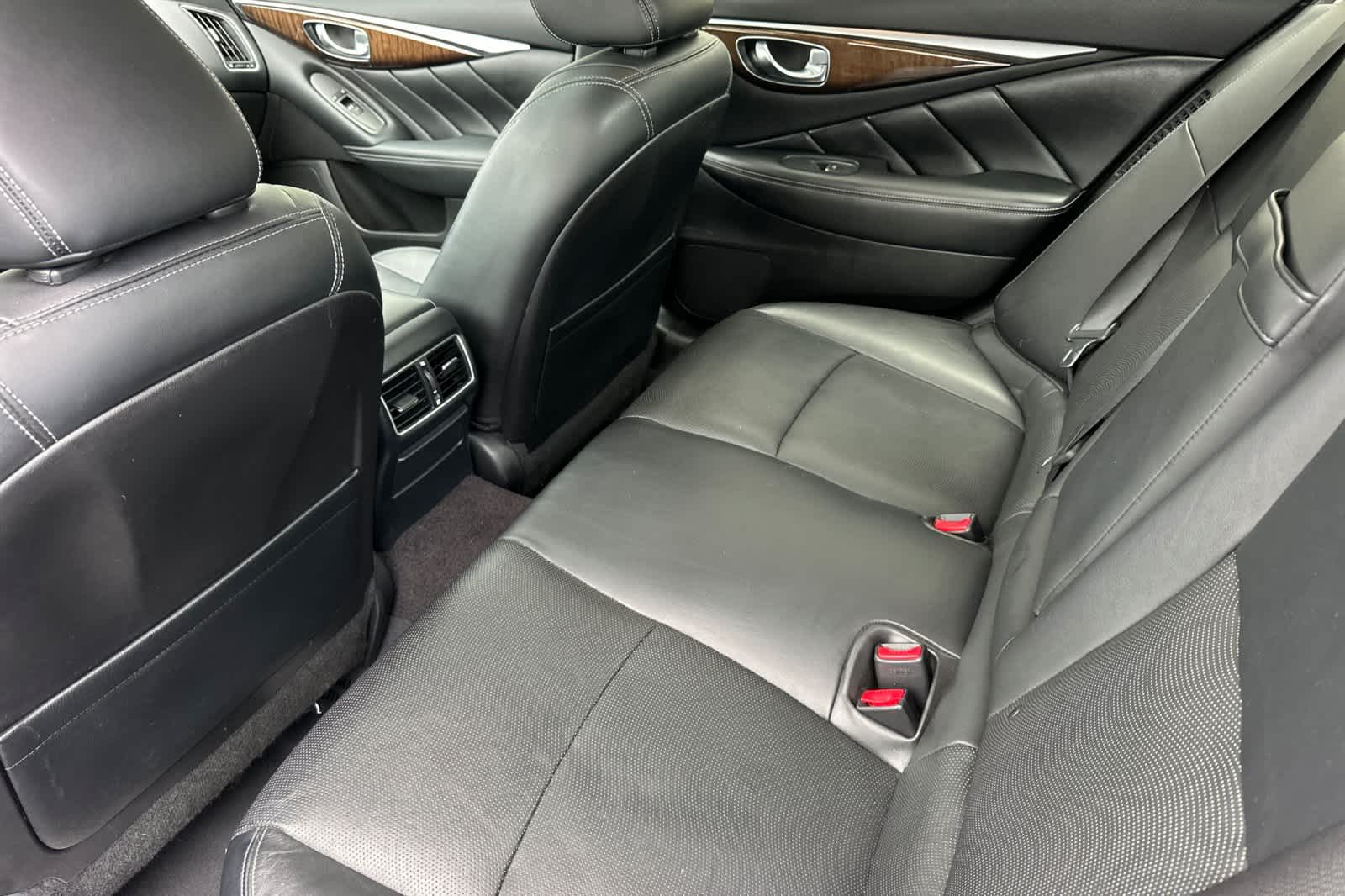 Thumbnail: 2014 INFINITI Q50 - 4