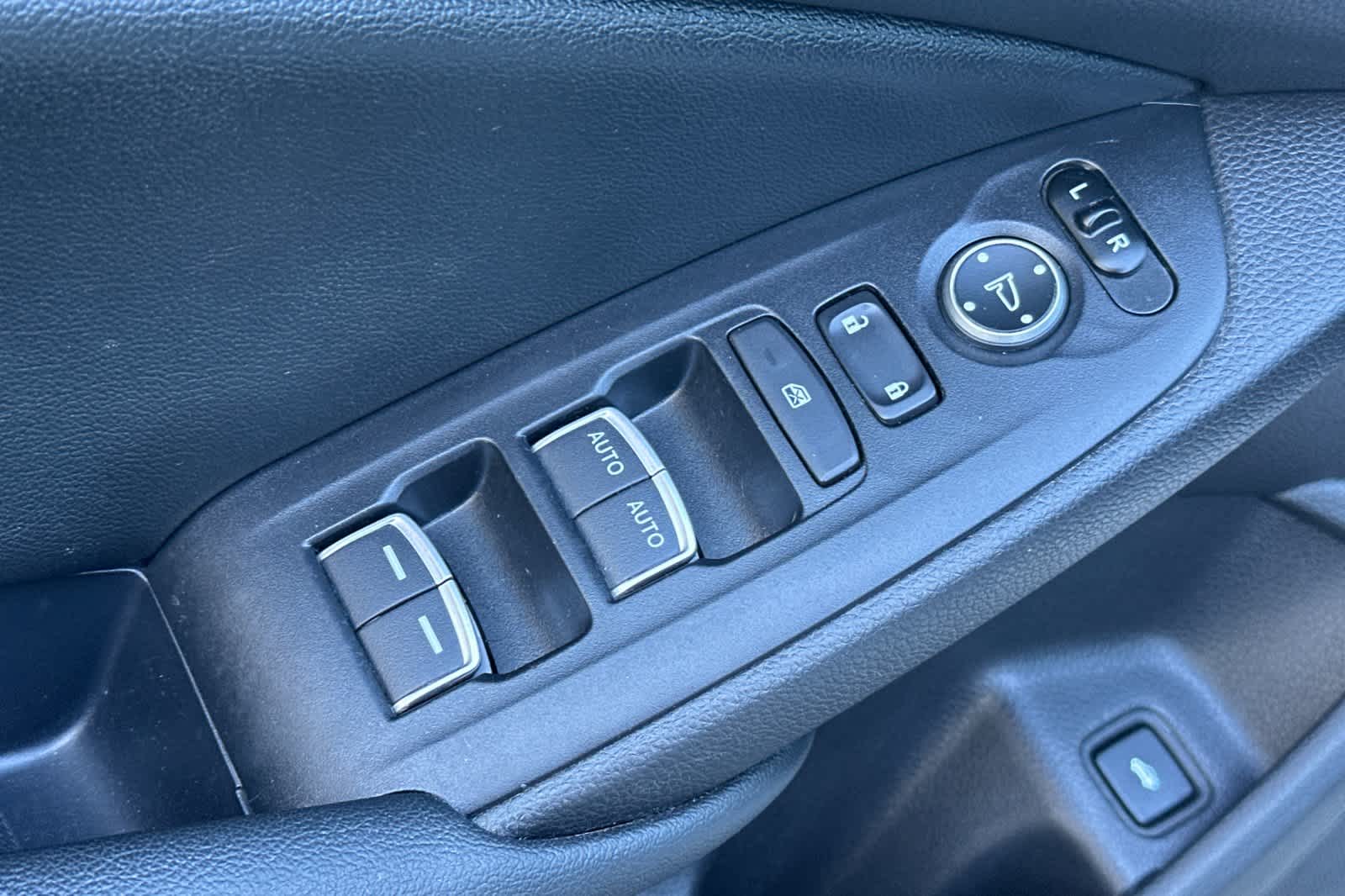 Thumbnail: 2019 Honda Accord - 13