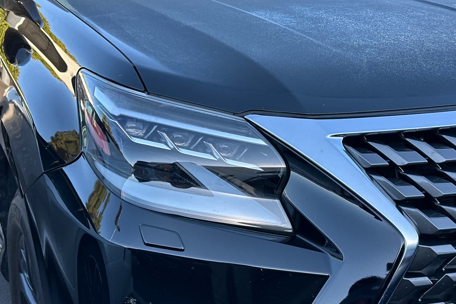 Thumbnail: 2022 Lexus GX - 8