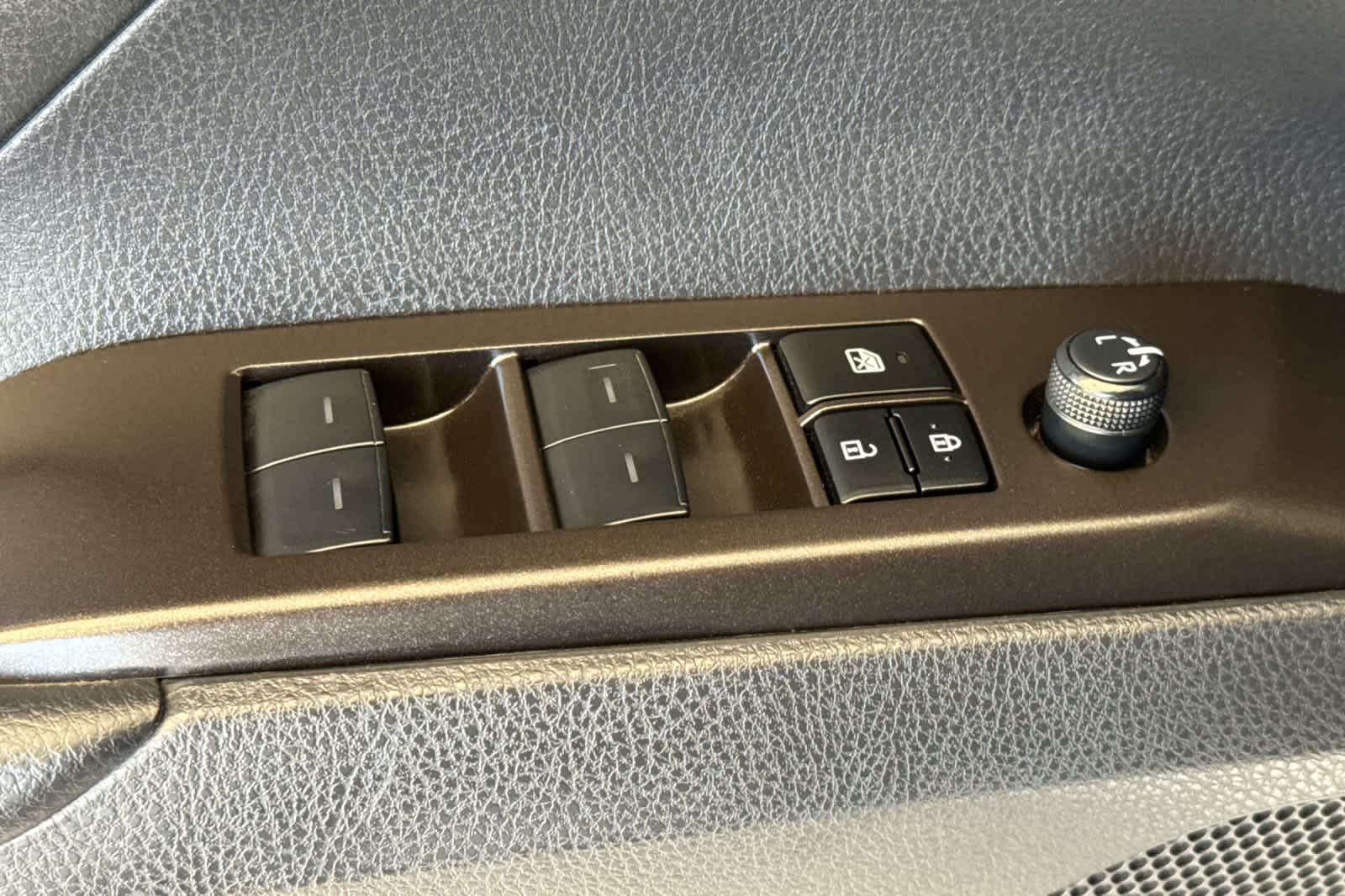Thumbnail: 2024 Toyota Camry - 13
