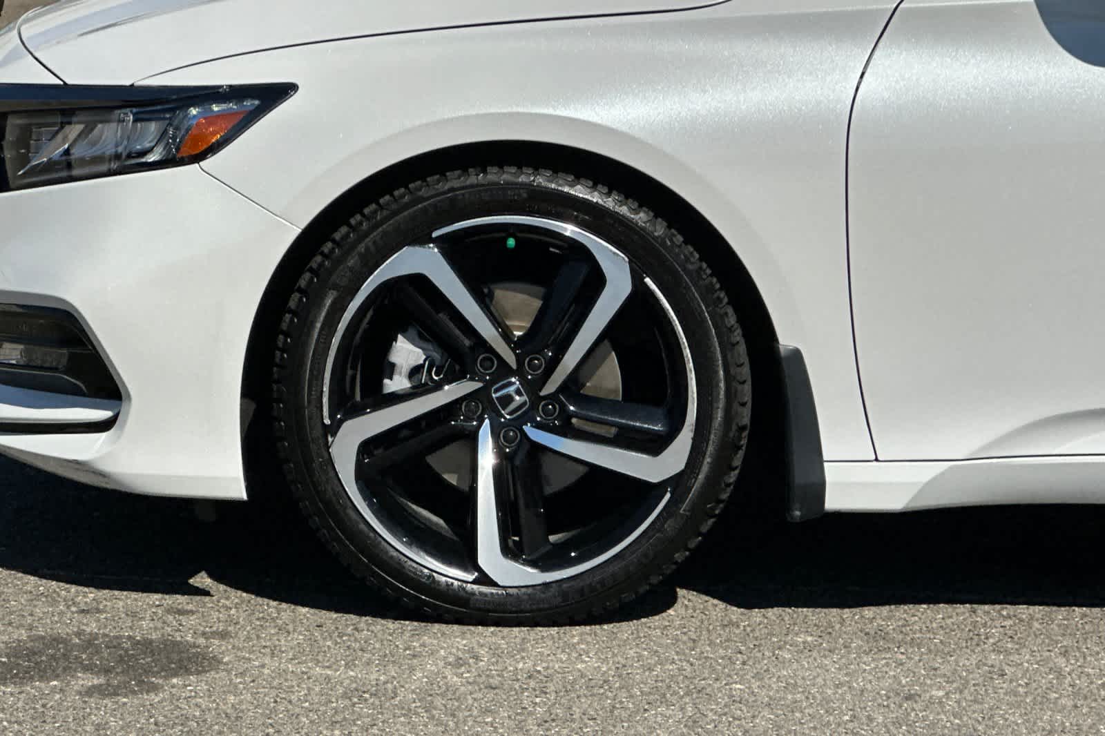 Thumbnail: 2019 Honda Accord - 29