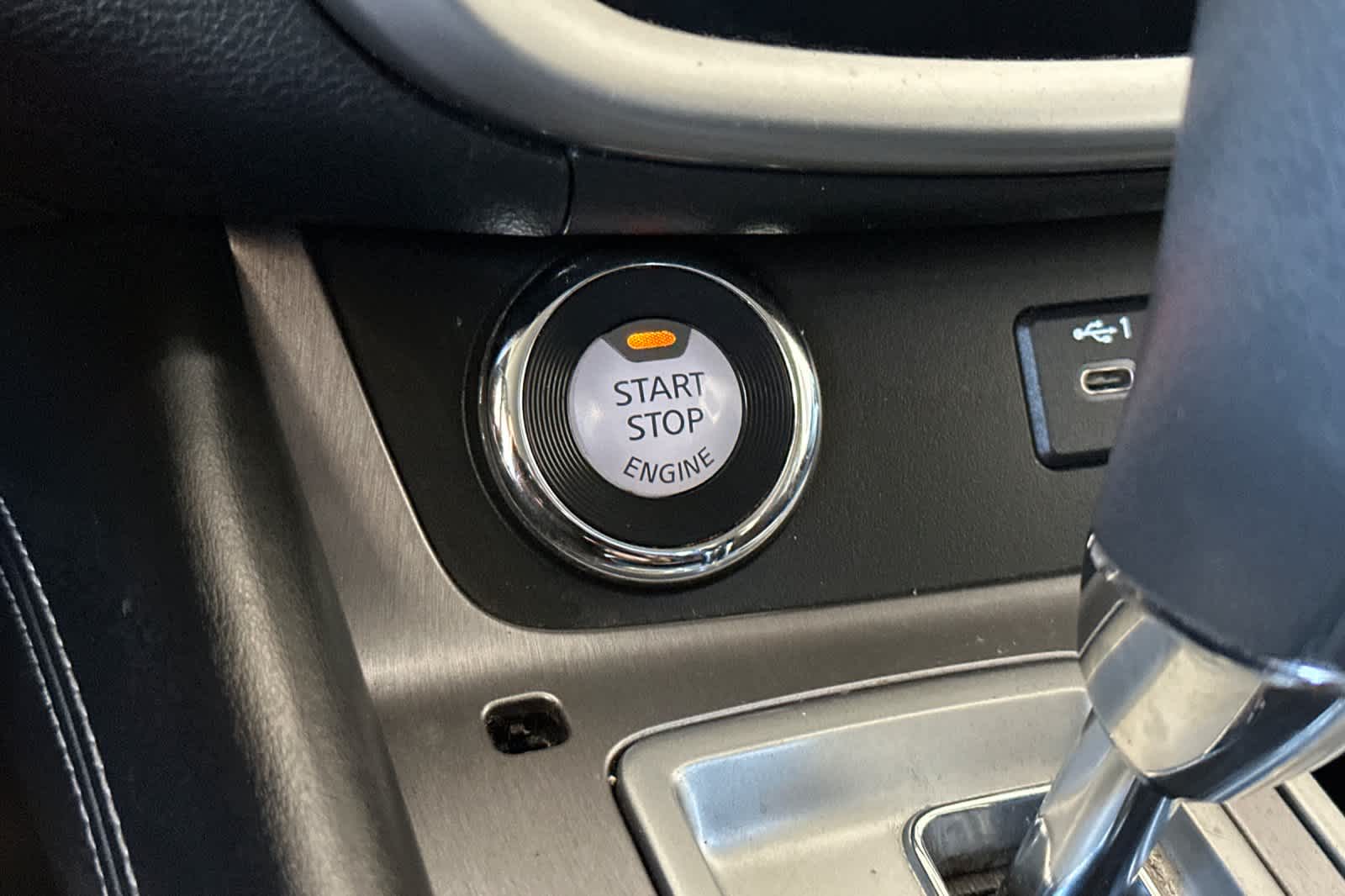 Thumbnail: 2020 Nissan Murano - 24