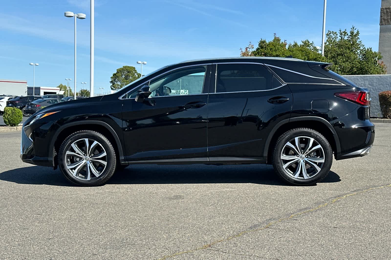 Thumbnail: 2017 Lexus RX - 9