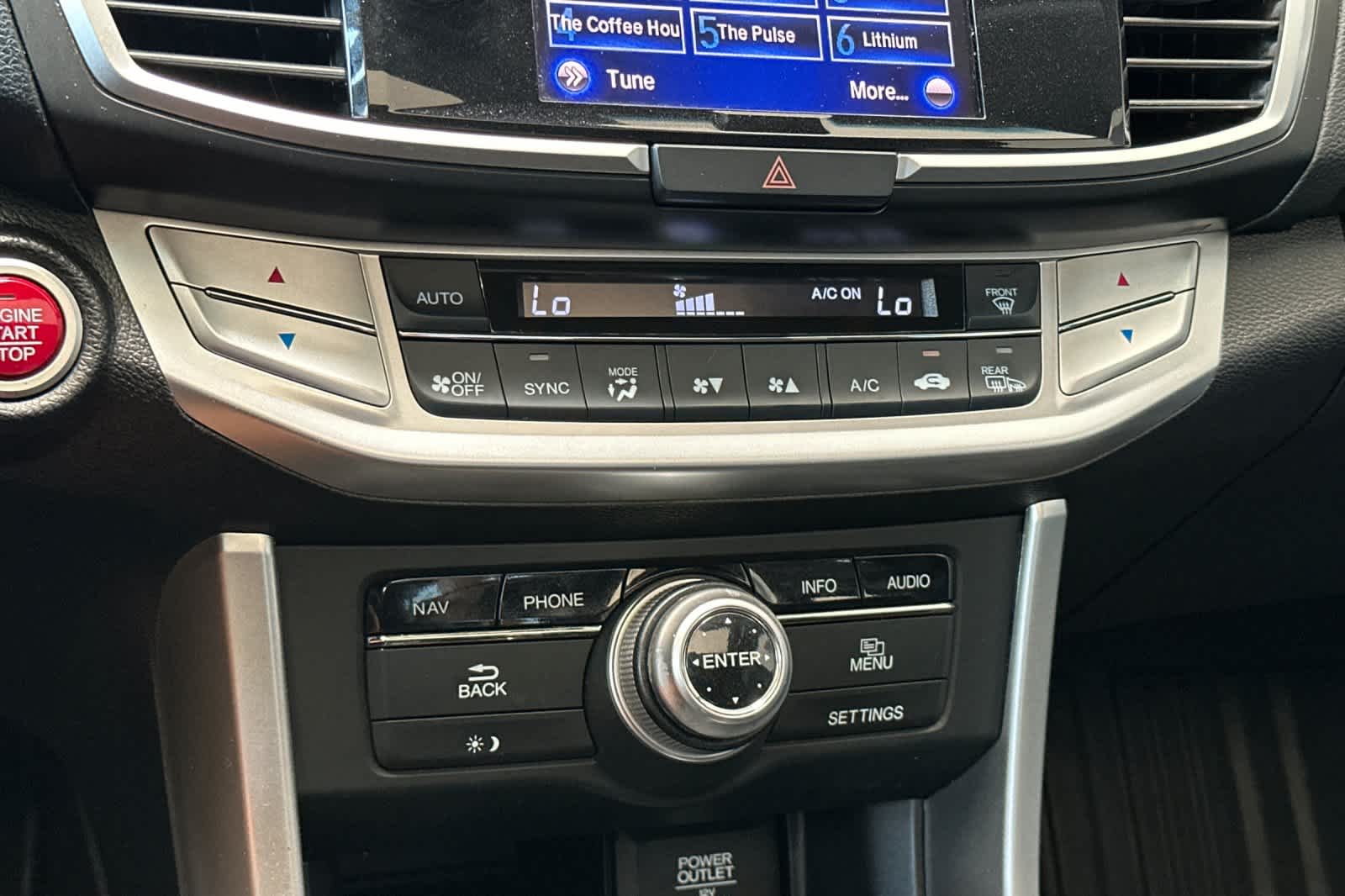 Thumbnail: 2015 Honda Accord - 22