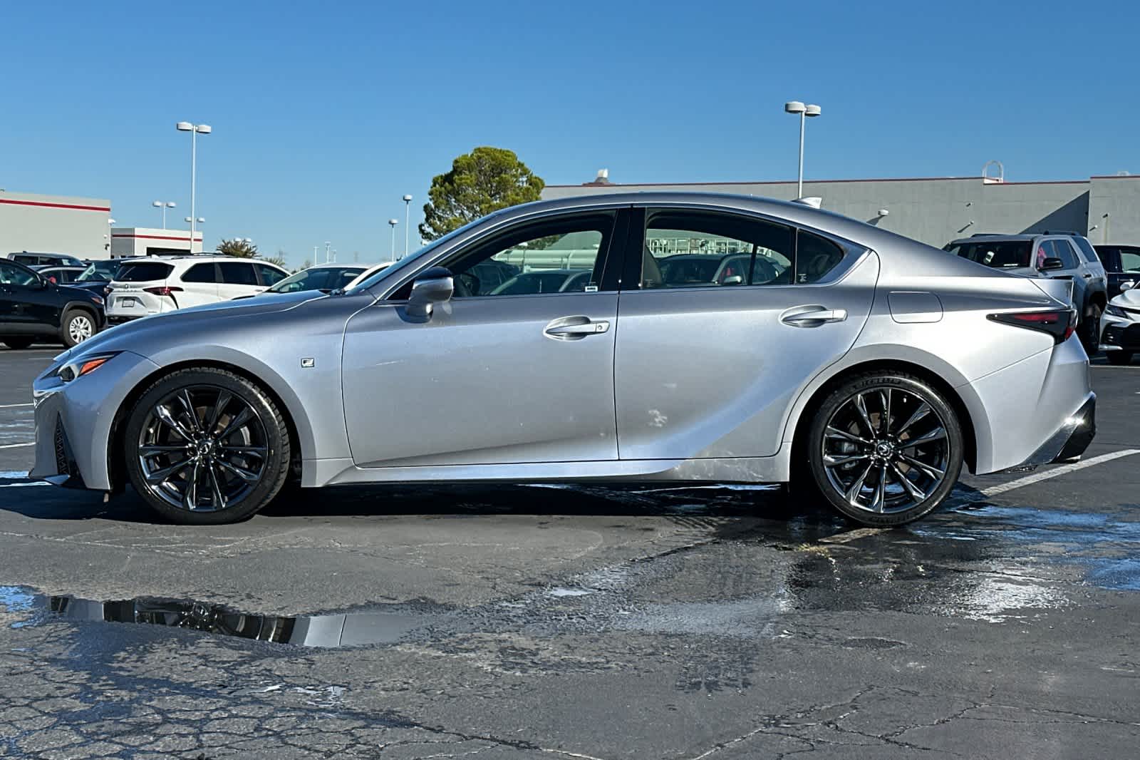 Thumbnail: 2022 Lexus IS - 9