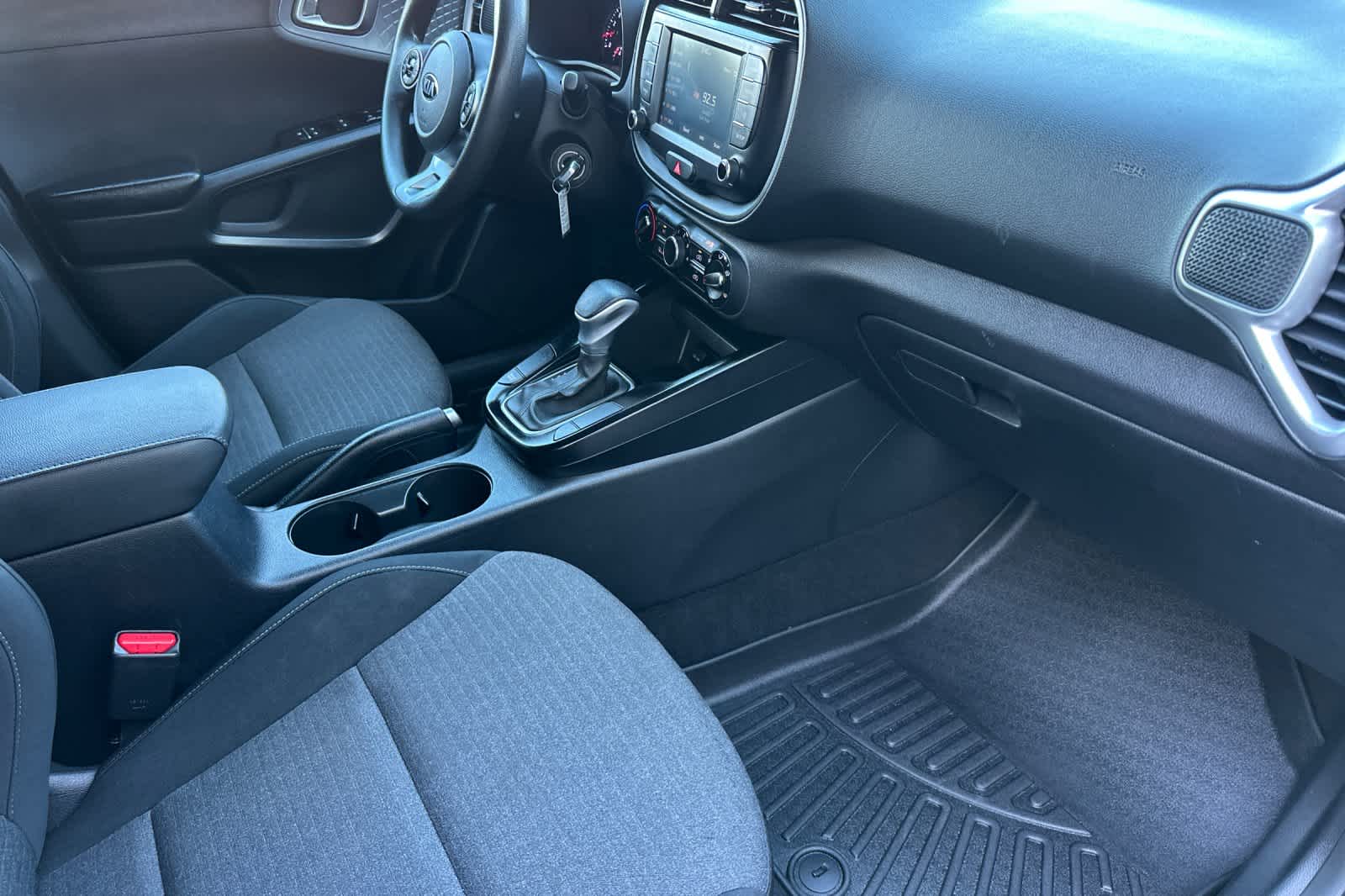 Thumbnail: 2020 Kia Soul - 16