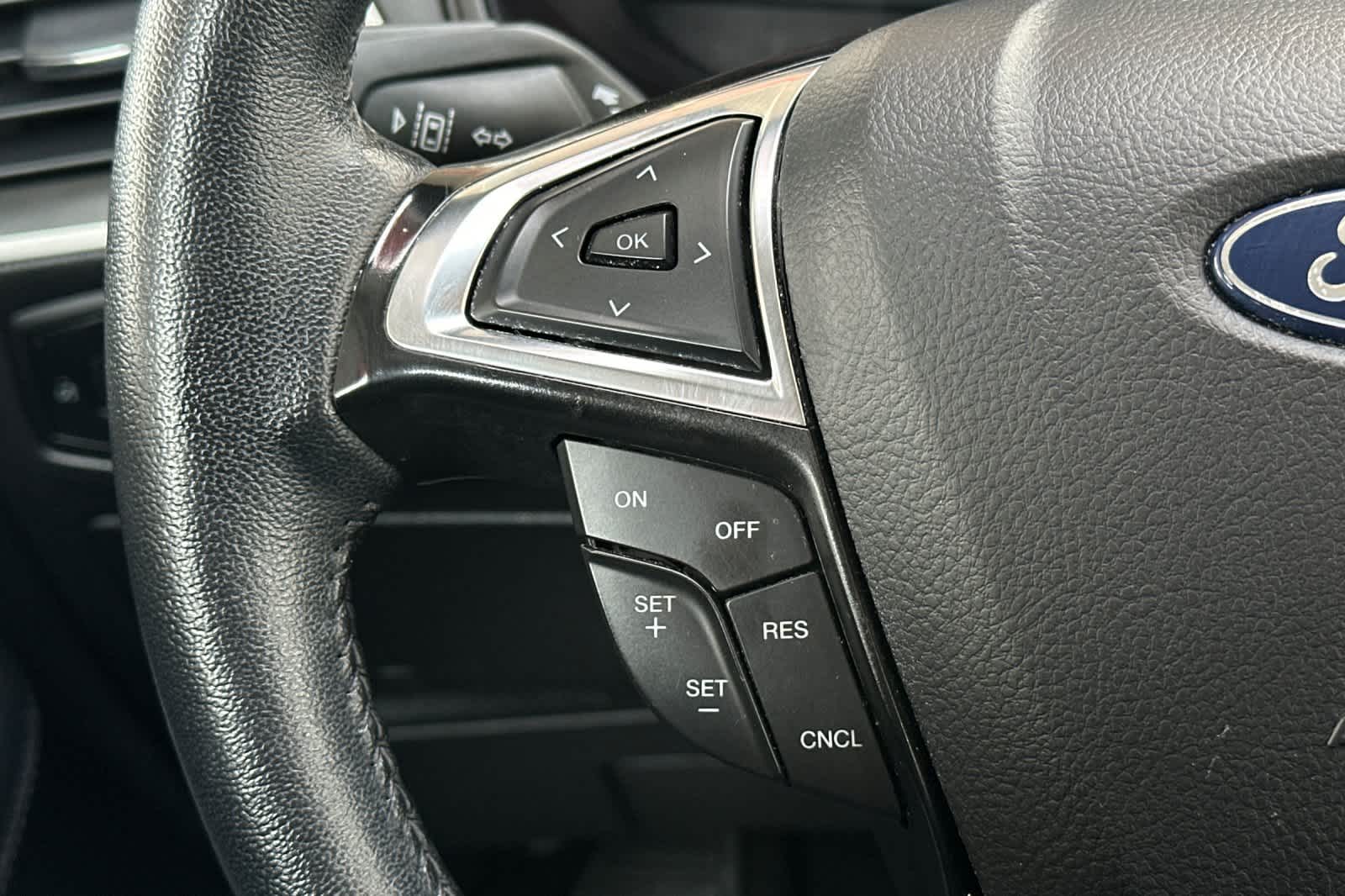 Thumbnail: 2024 Ford Edge - 25