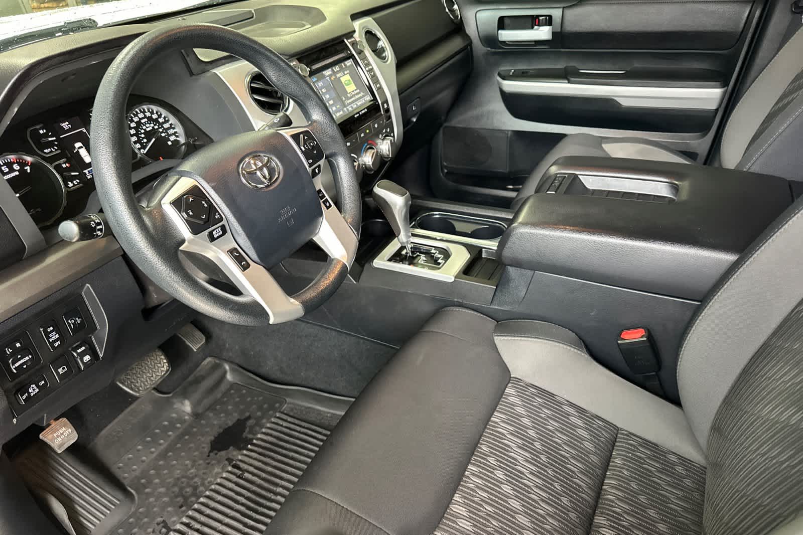 Thumbnail: 2018 Toyota Tundra - 11