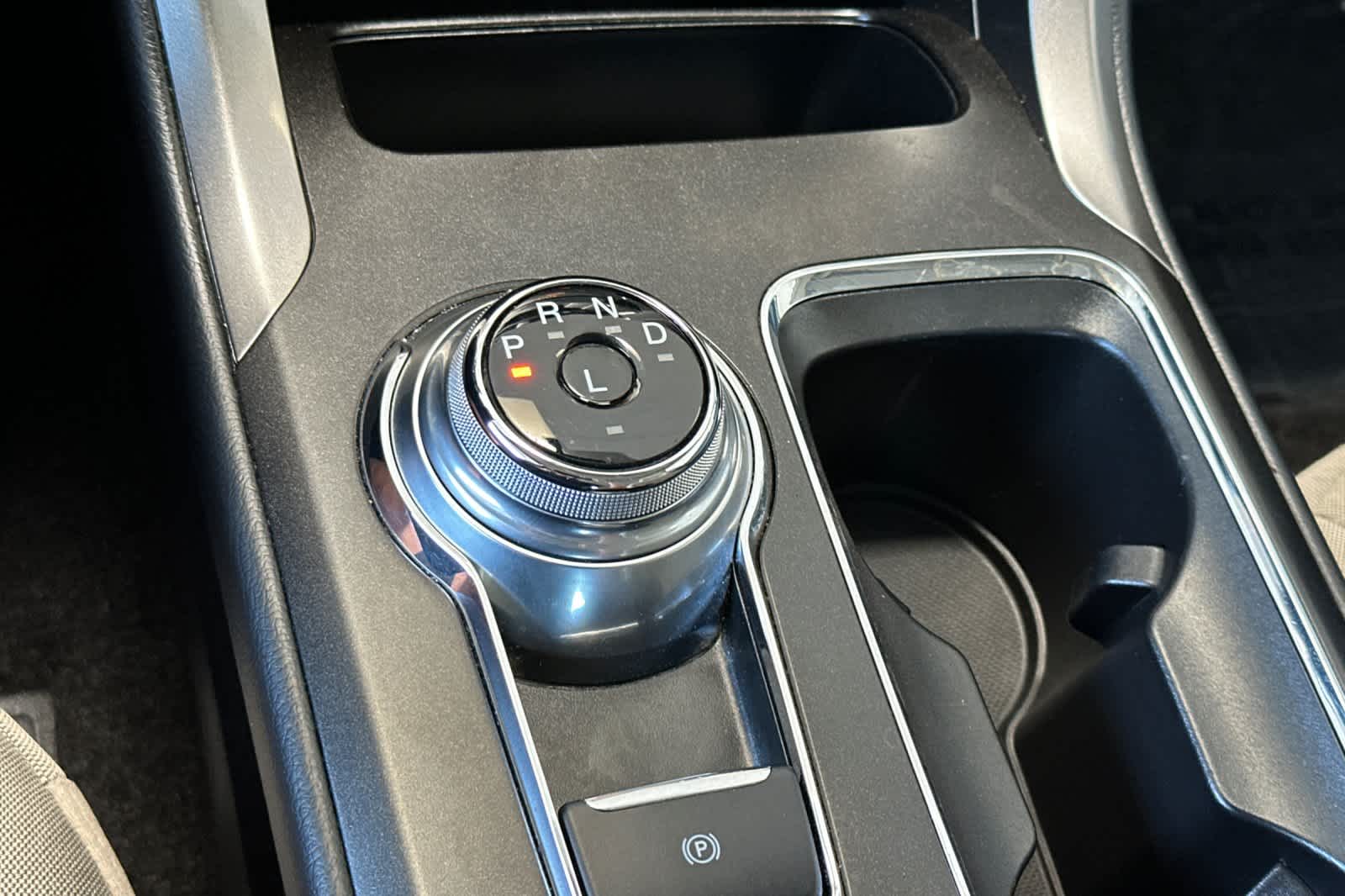 2018 Ford Fusion S 21