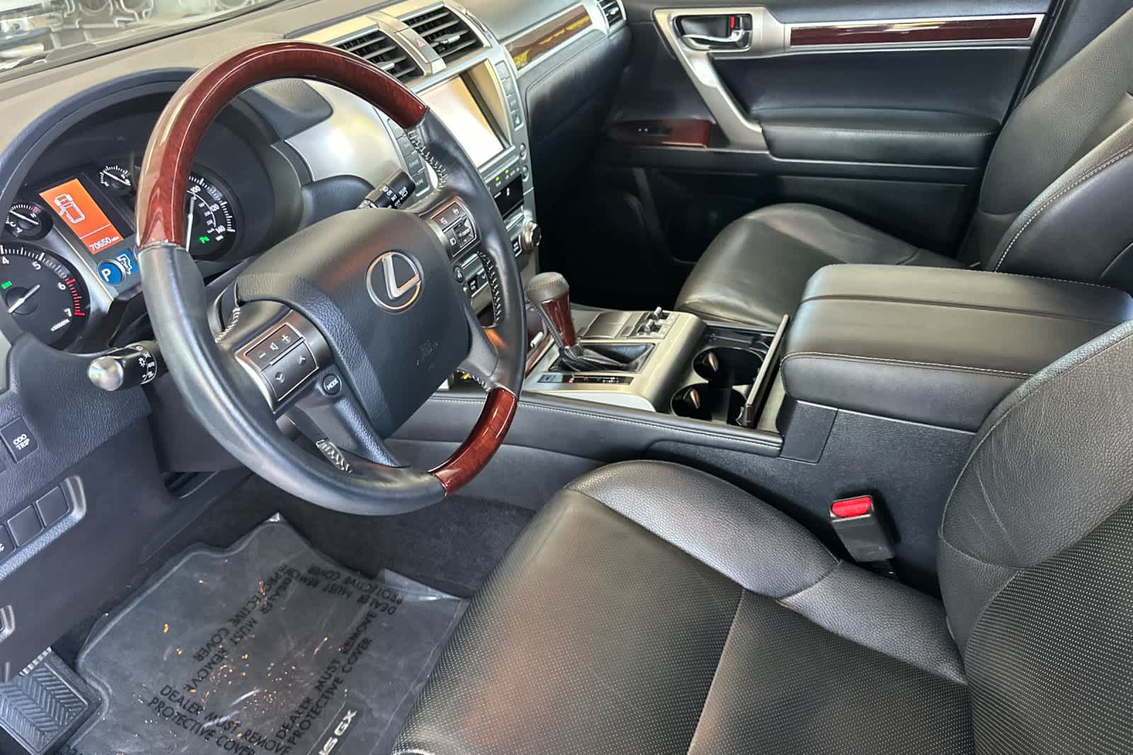Thumbnail: 2015 Lexus GX - 11
