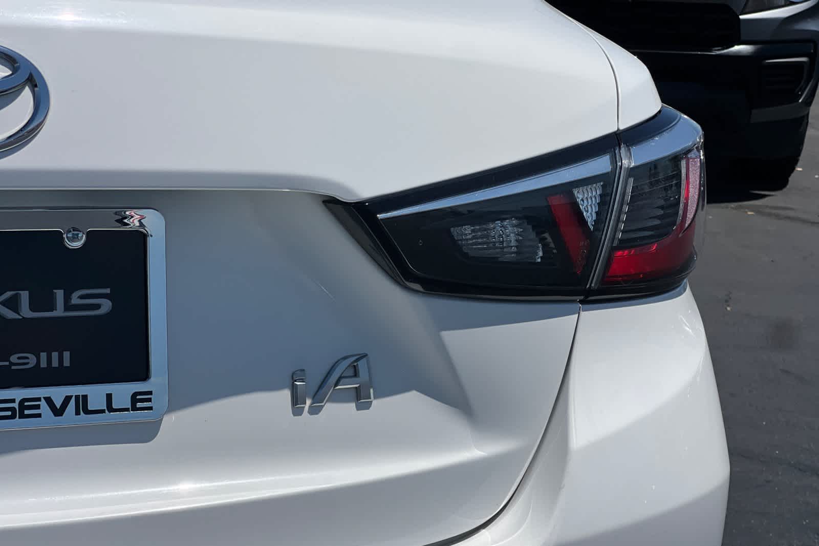 Thumbnail: 2017 Toyota Yaris iA - 29