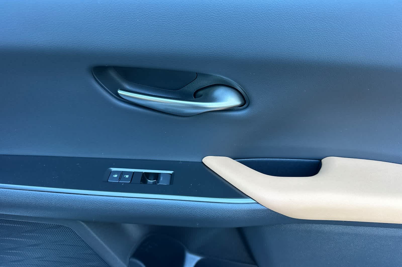 Thumbnail: 2026 Lexus UX - 19