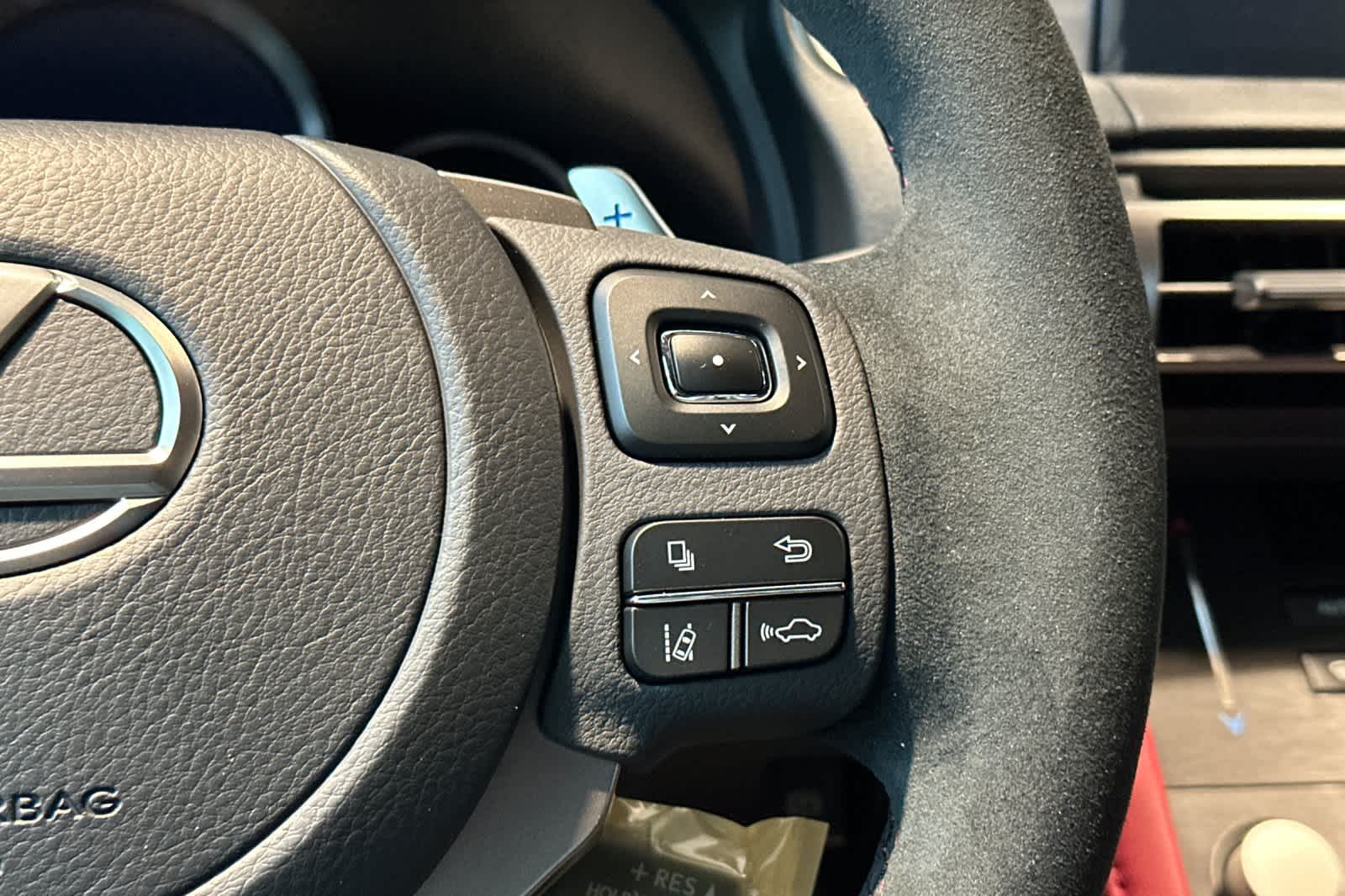 Thumbnail: 2025 Lexus RC - 24