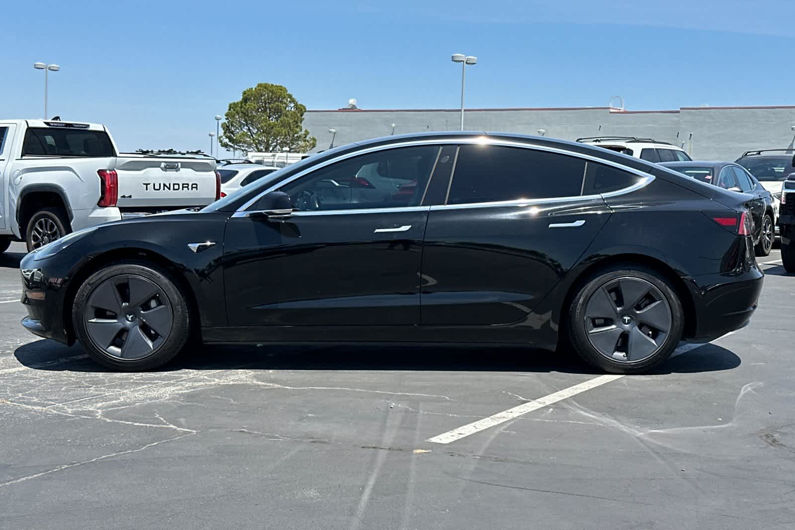Thumbnail: 2019 Tesla Model 3 - 9