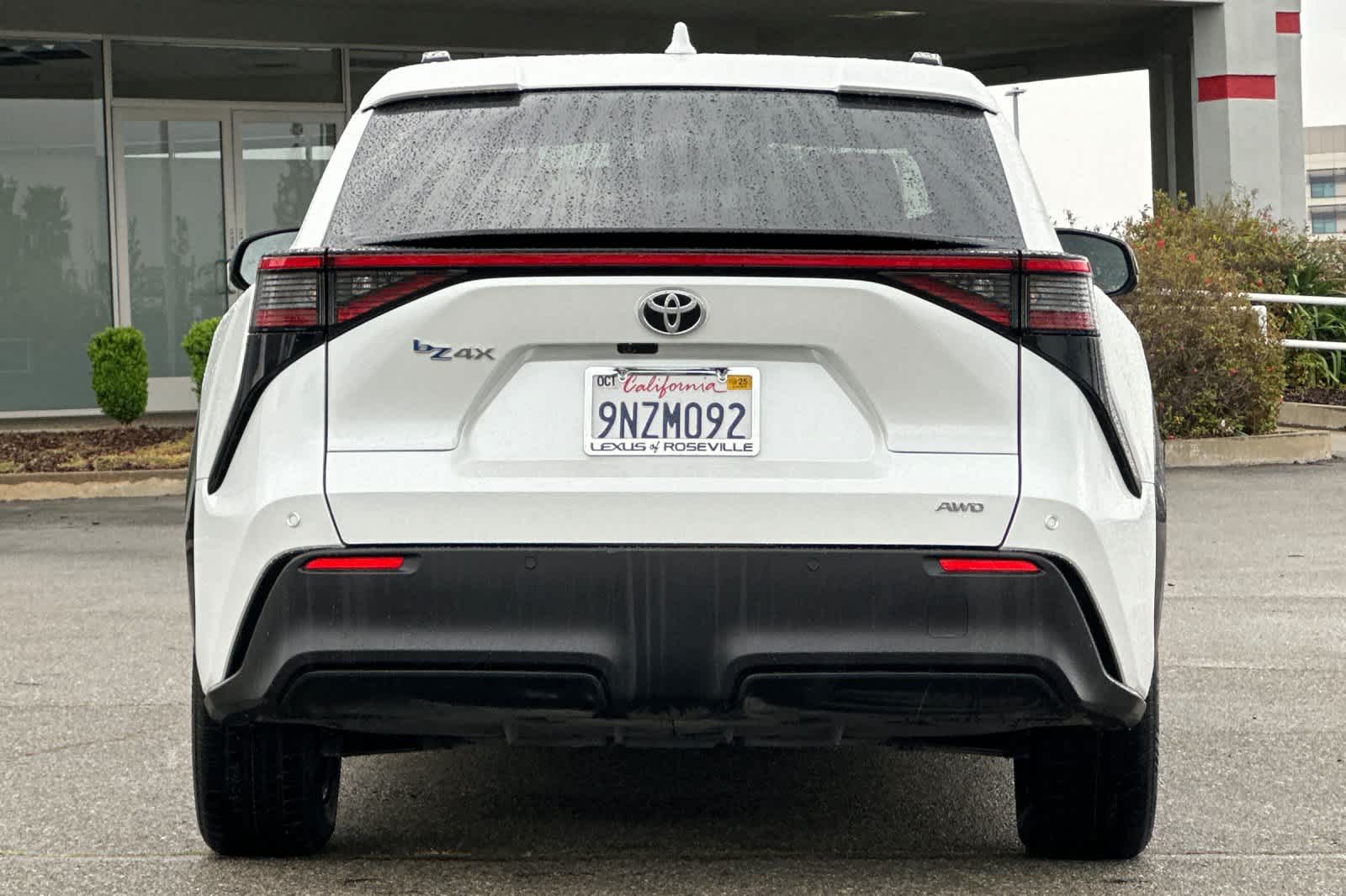 Thumbnail: 2023 Toyota bZ4X - 8