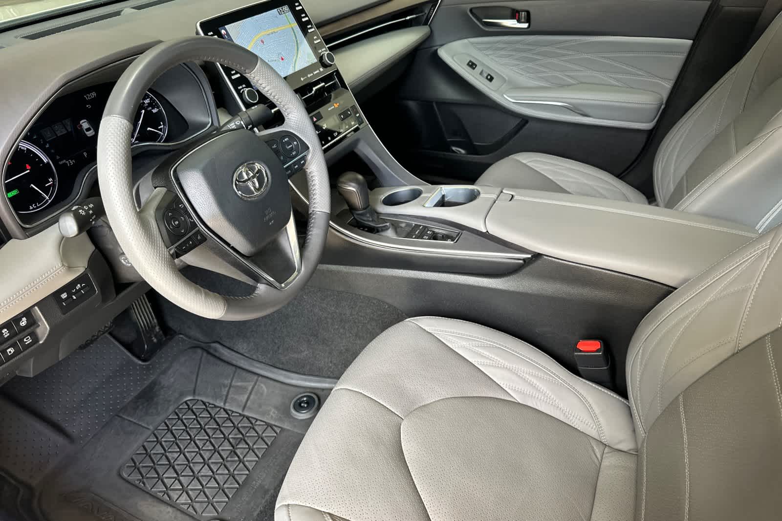 Thumbnail: 2021 Toyota Avalon - 11