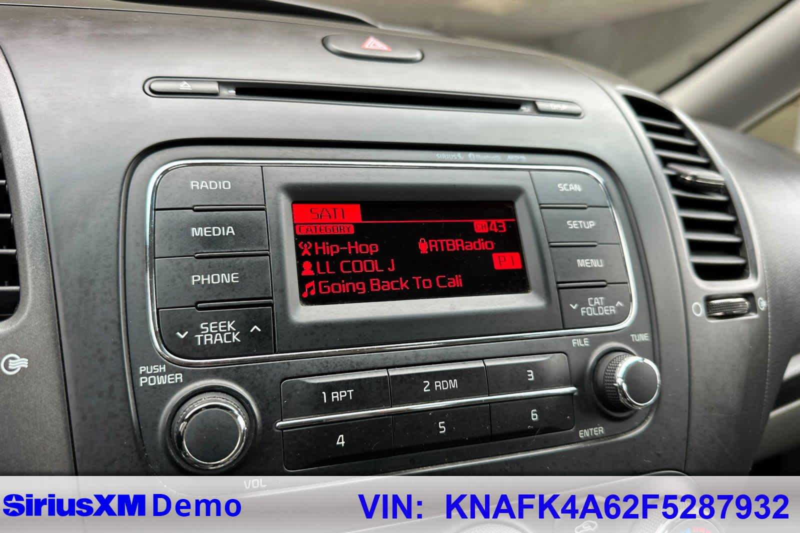 Thumbnail: 2015 Kia Forte - 29