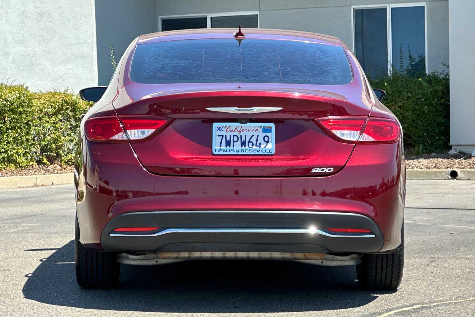 2017 Chrysler 200 Limited 8