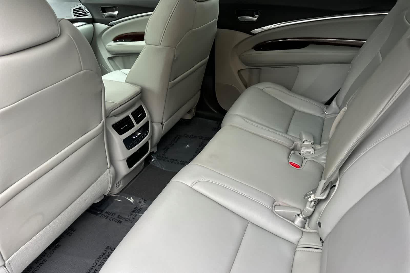 Thumbnail: 2016 Acura MDX - 4