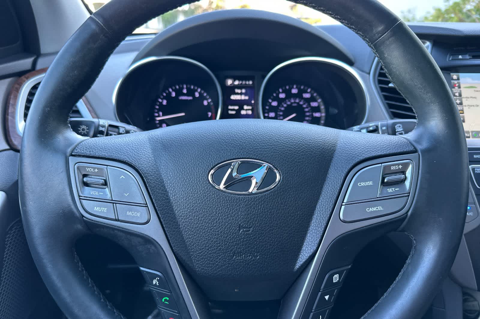 Thumbnail: 2017 Hyundai Santa Fe - 27