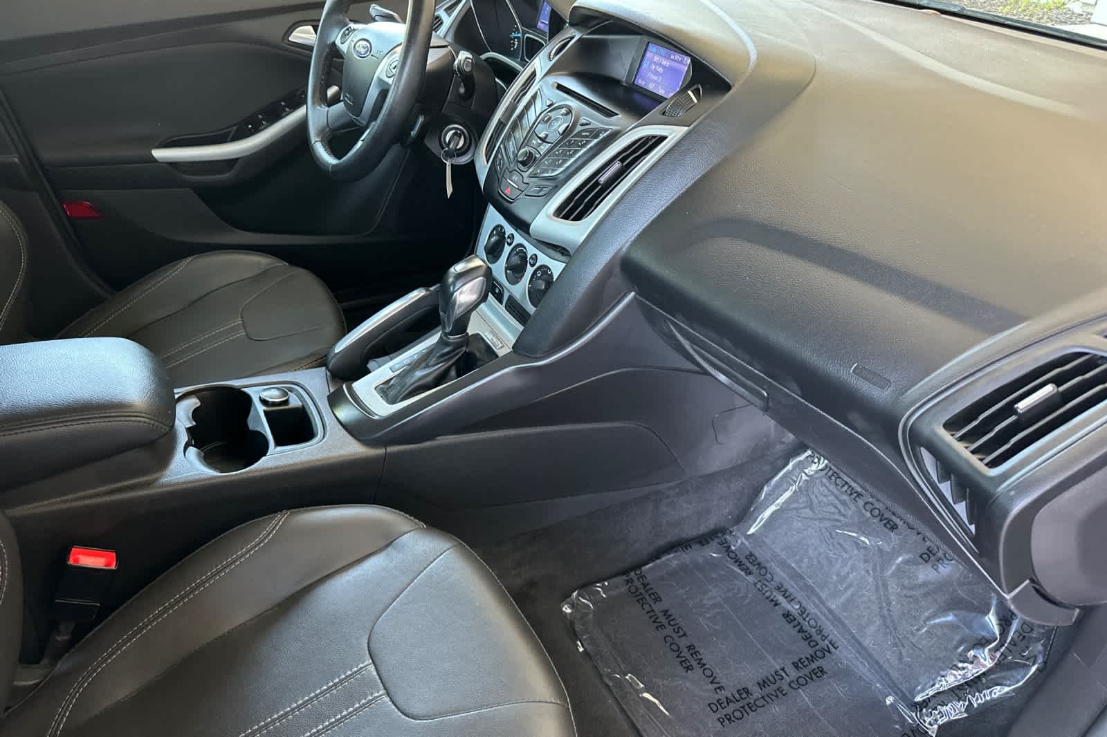2013 Ford Focus SE 16