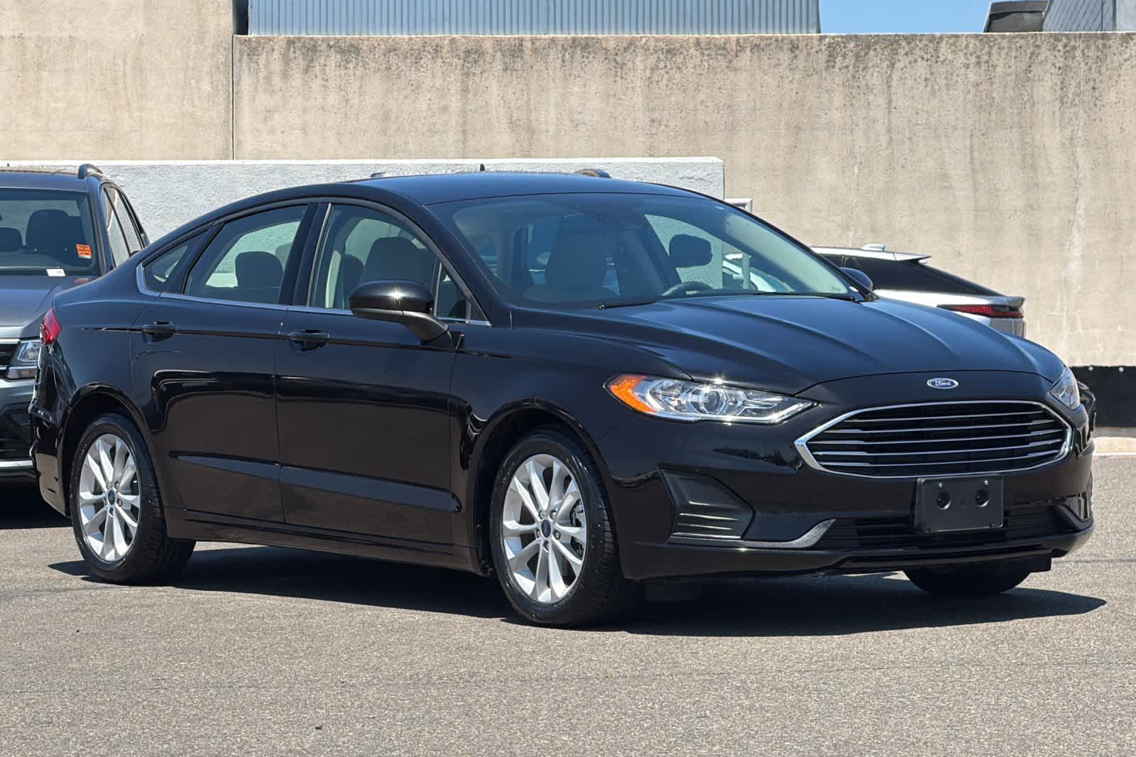 Thumbnail: 2020 Ford Fusion - 4