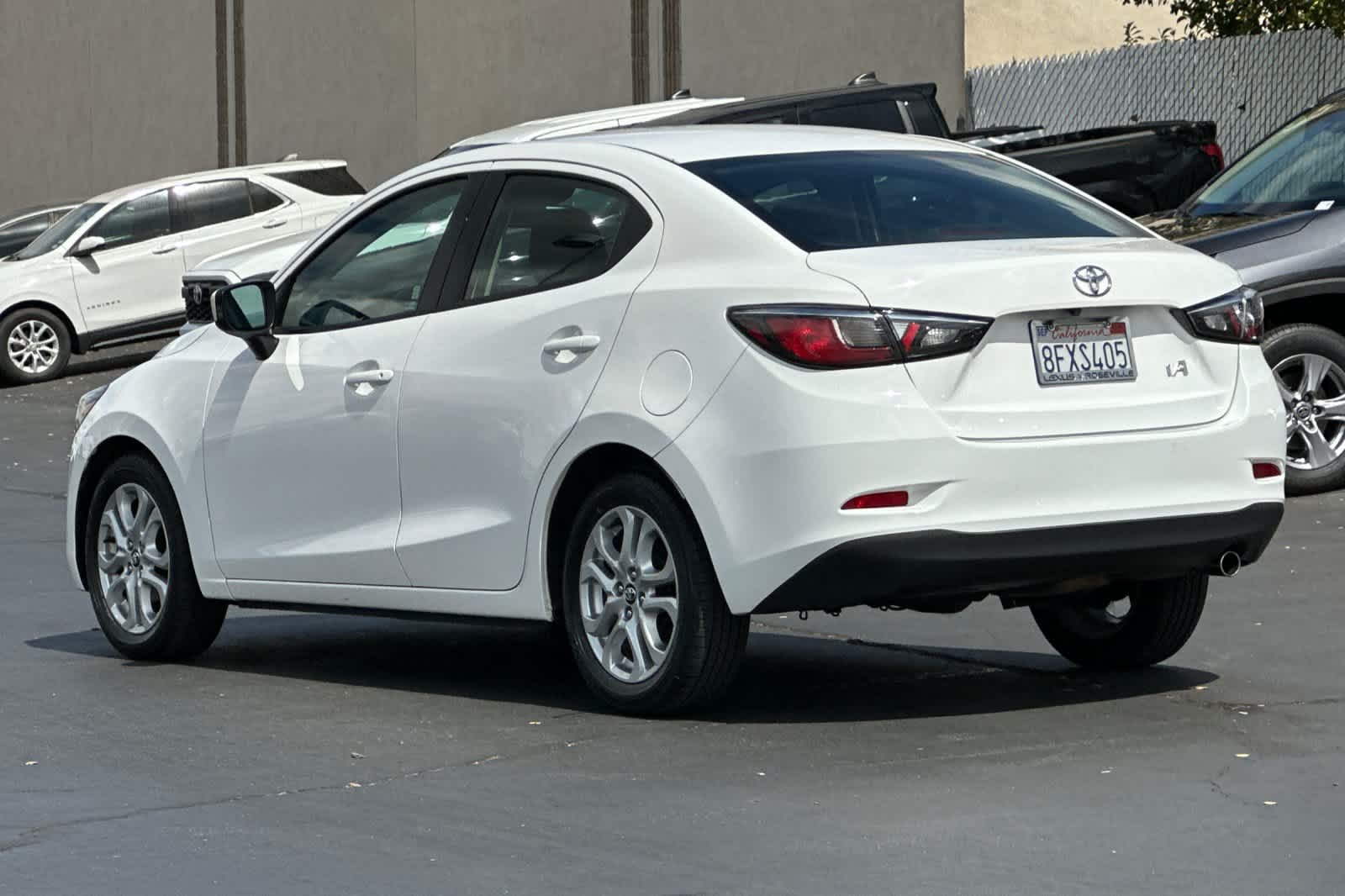 Thumbnail: 2018 Toyota Yaris iA - 7