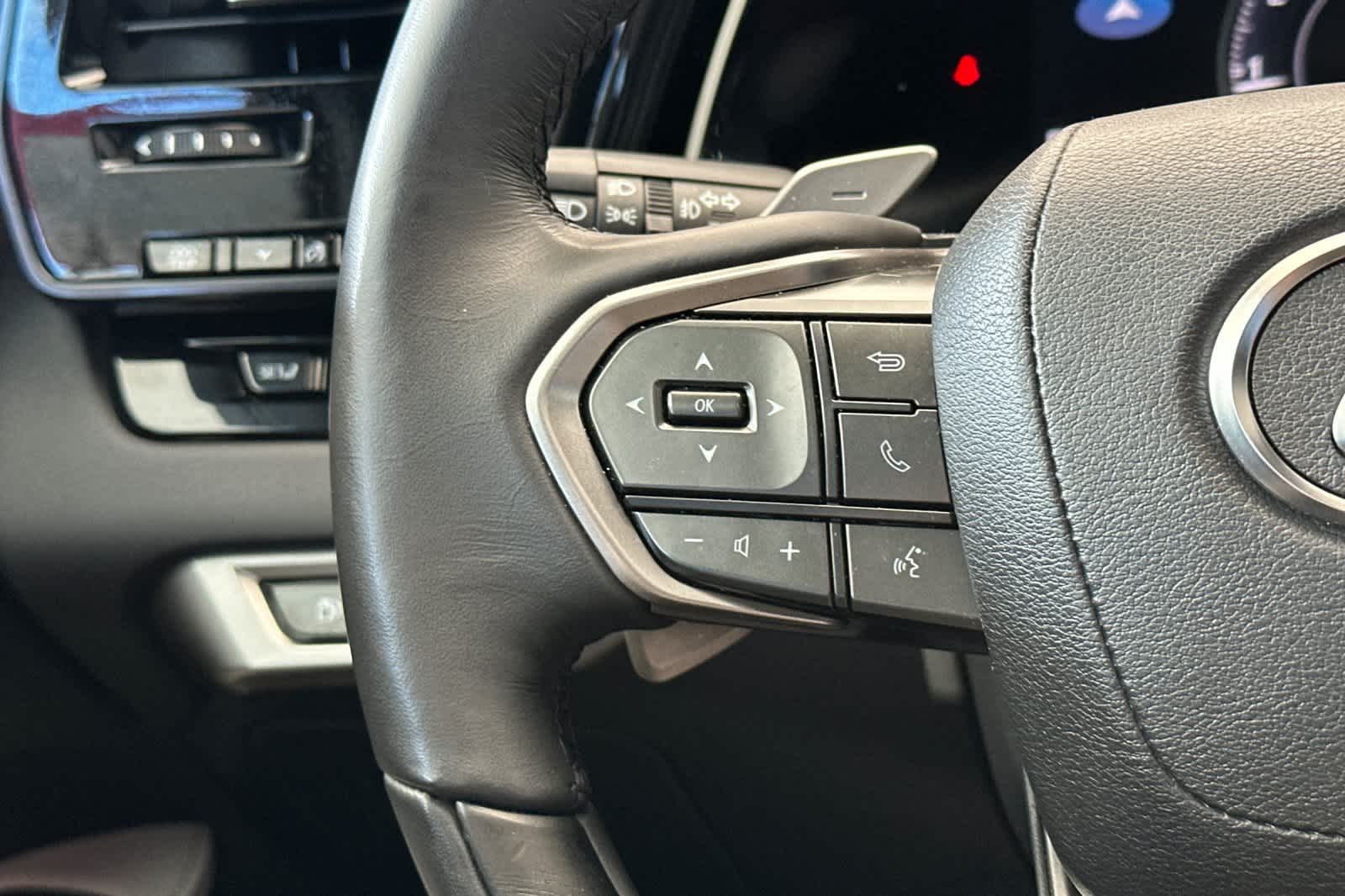 Thumbnail: 2024 Lexus RX - 26