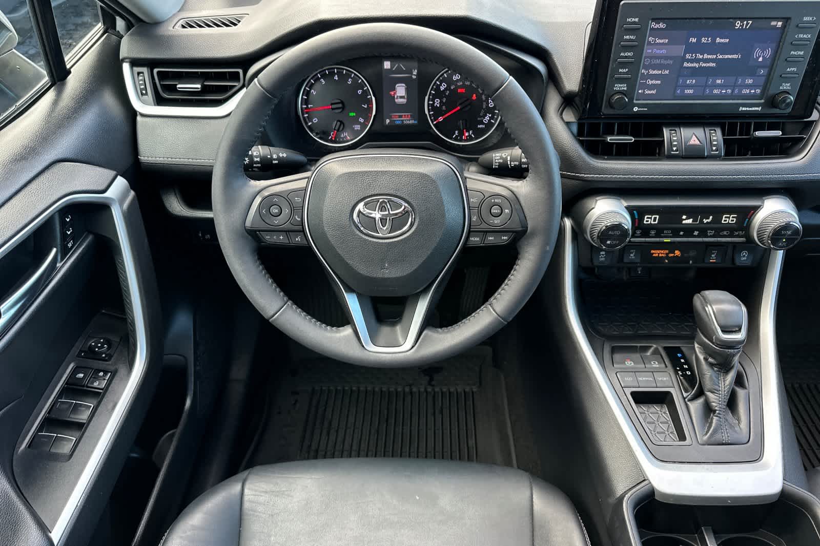 Thumbnail: 2022 Toyota RAV4 - 15