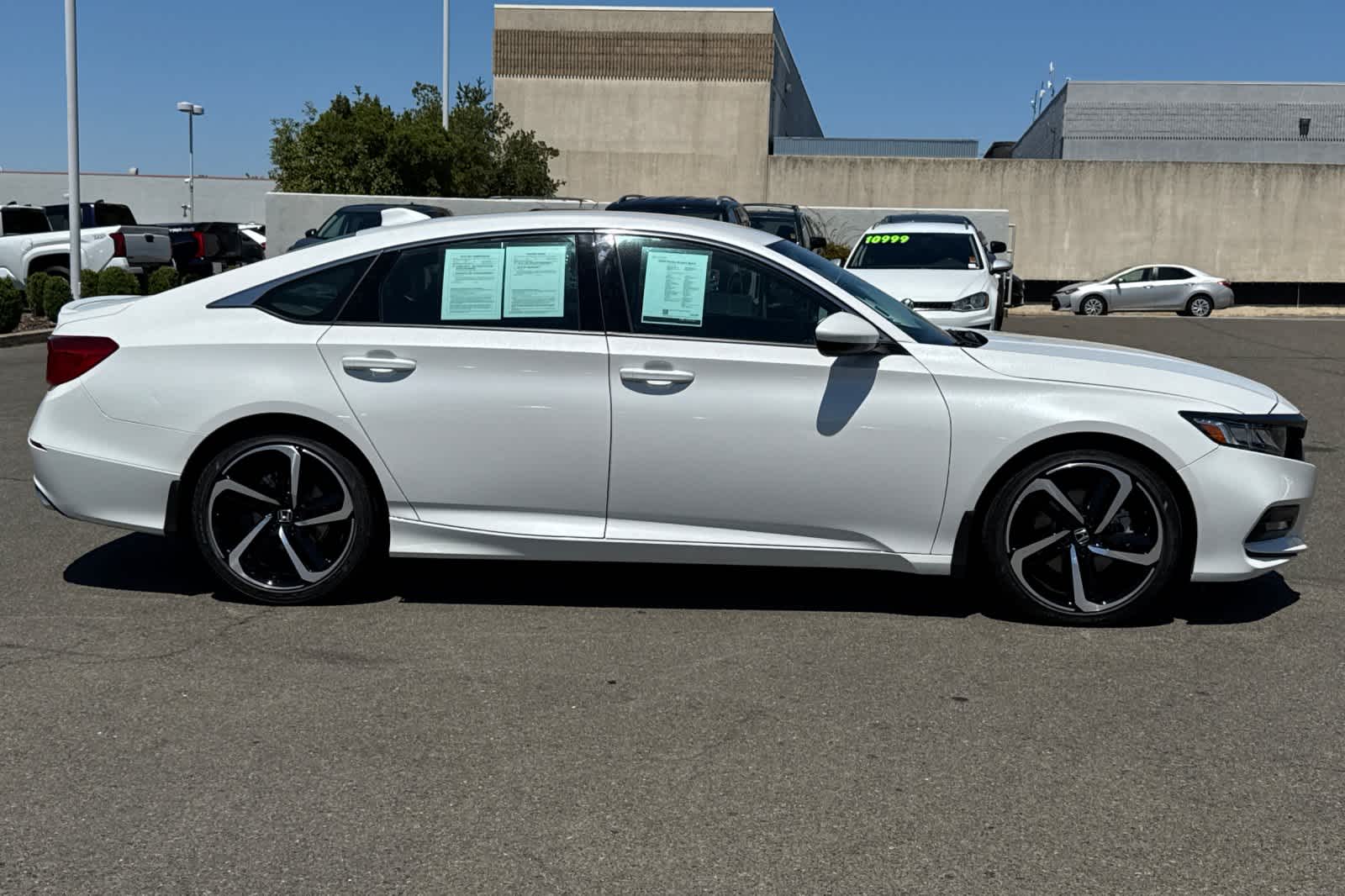 Thumbnail: 2020 Honda Accord - 6