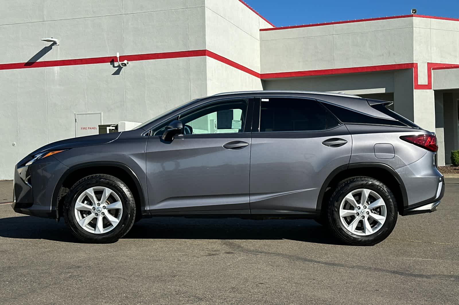 Thumbnail: 2017 Lexus RX - 9