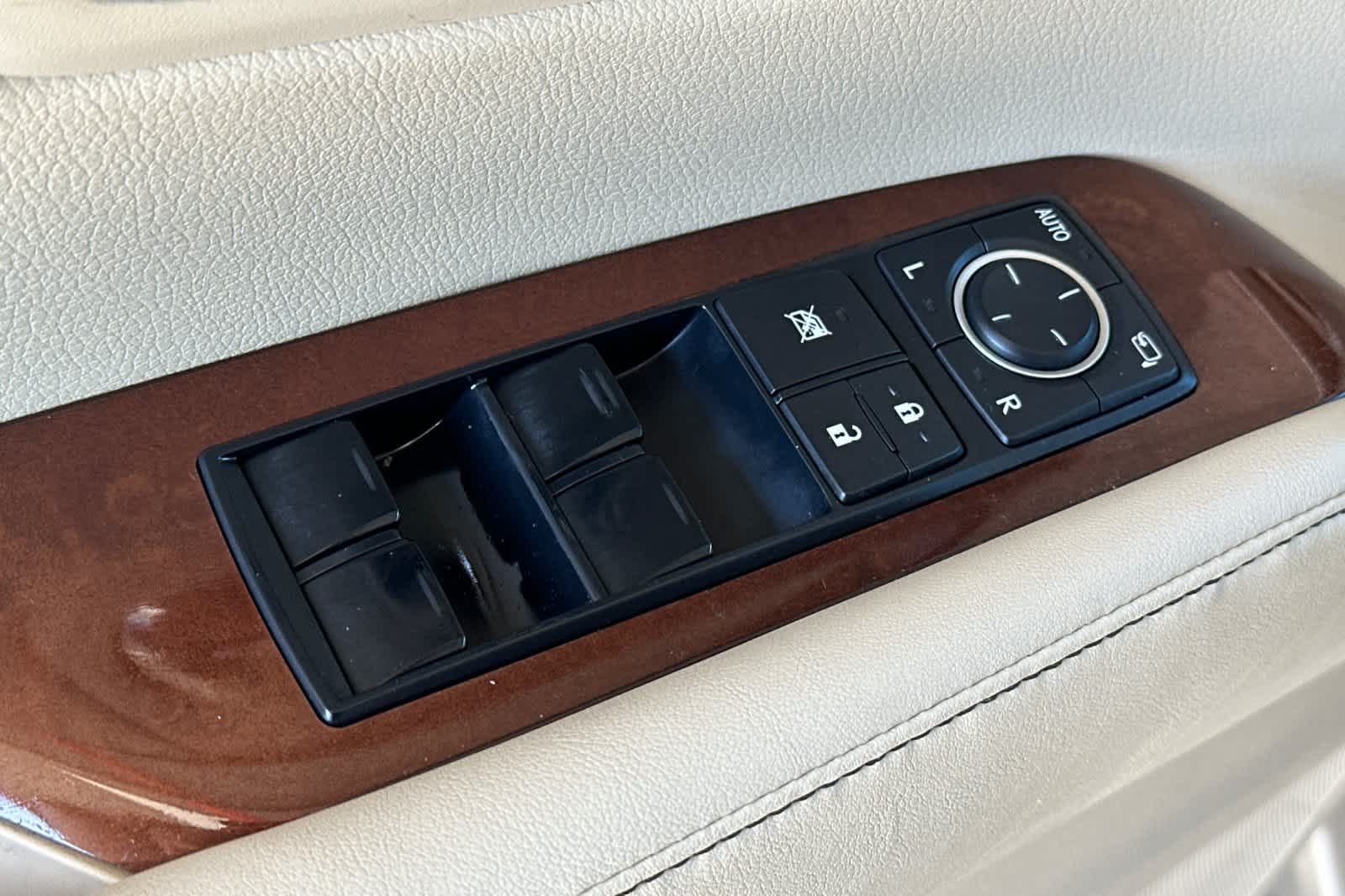 Thumbnail: 2013 Lexus RX - 13