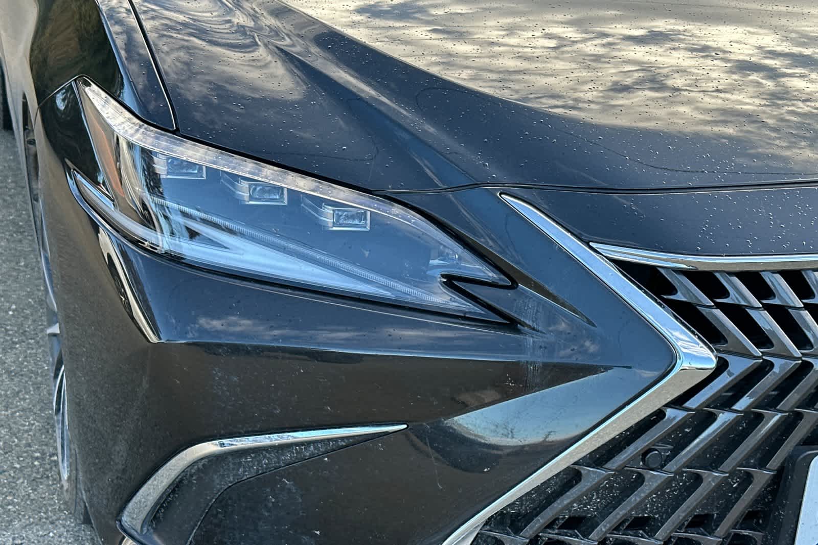 Thumbnail: 2024 Lexus ES - 8