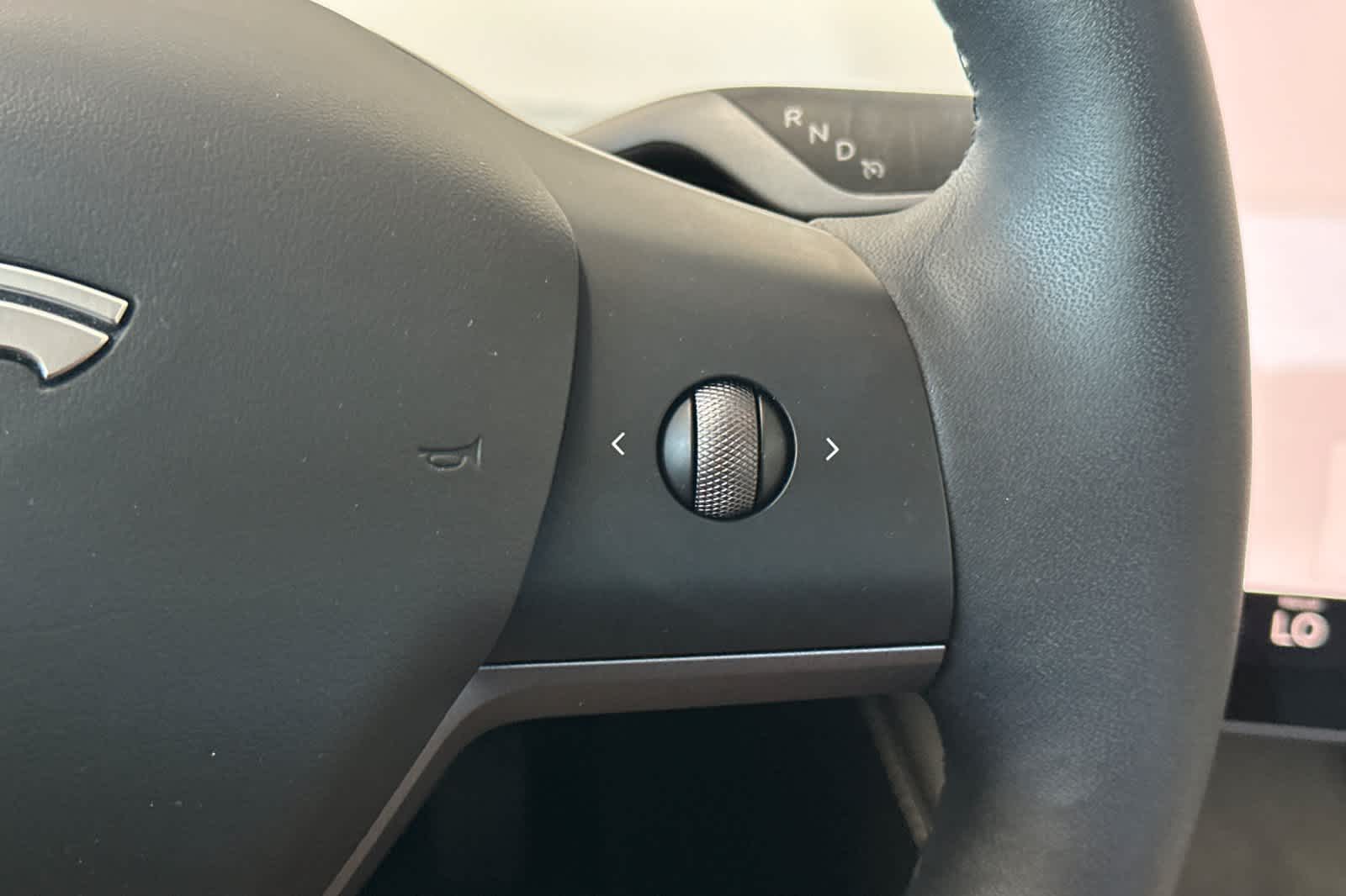 2023 Tesla Model 3  26