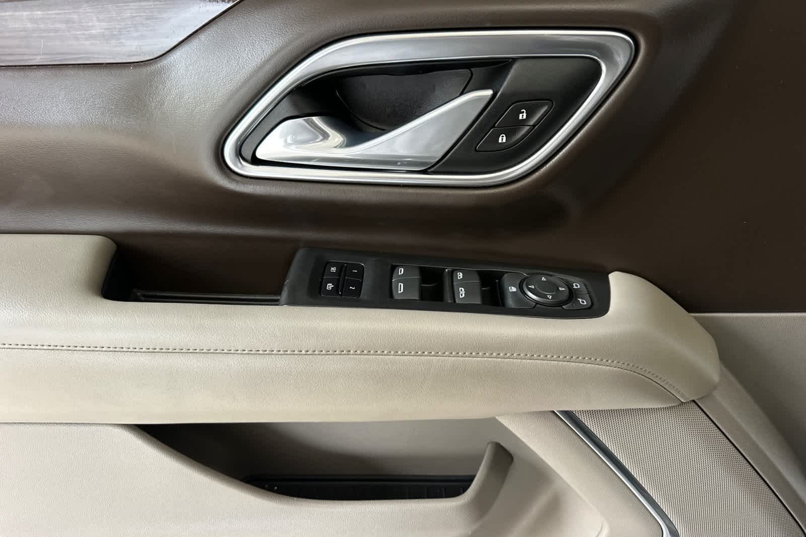 Thumbnail: 2021 Chevrolet Tahoe - 12