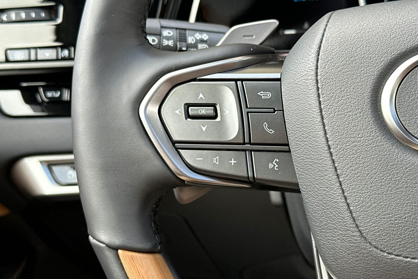 Thumbnail: 2026 Lexus RX - 26