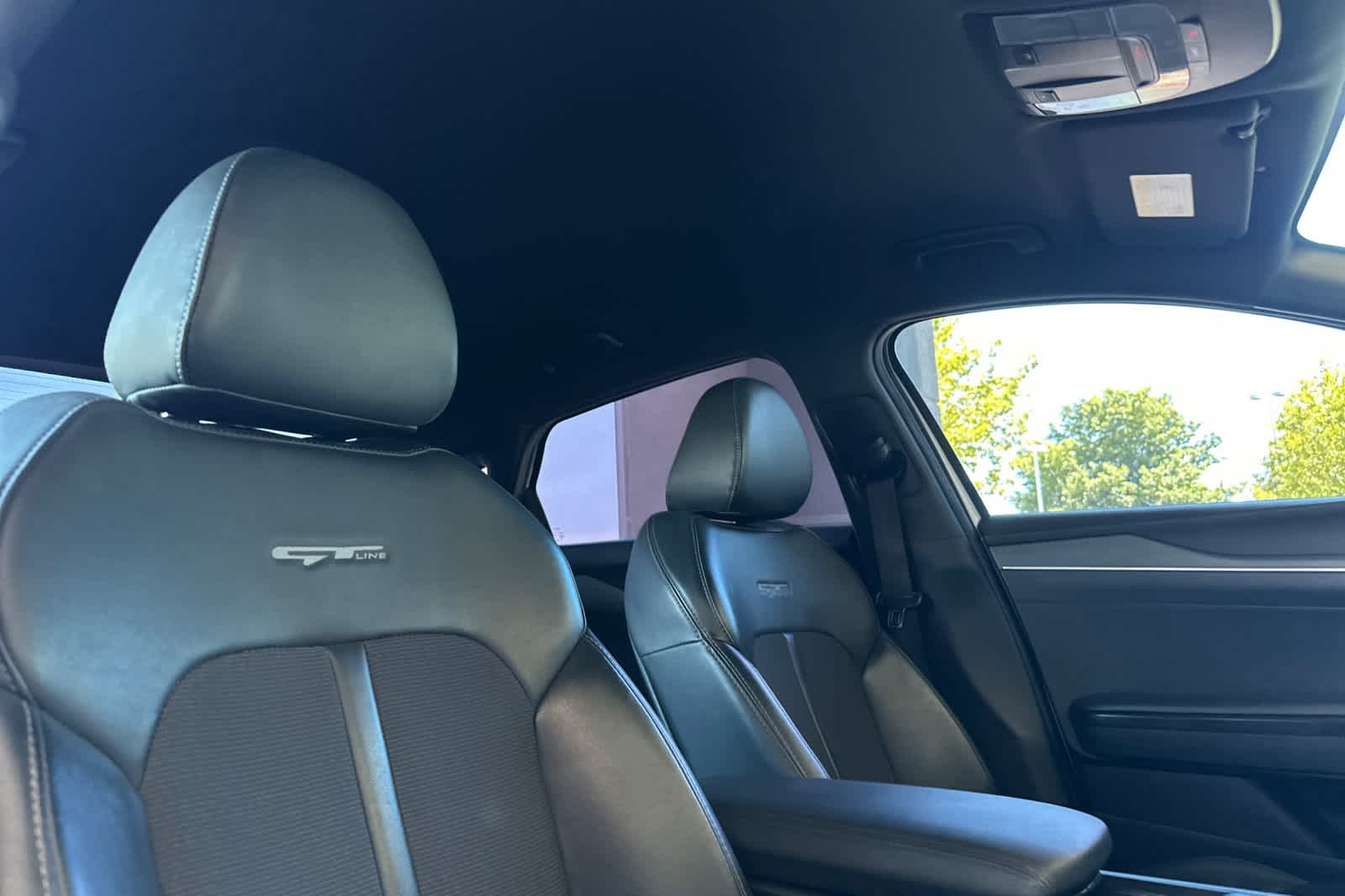 Thumbnail: 2022 Kia K5 - 16