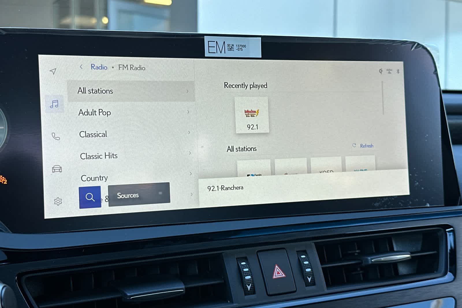 Thumbnail: 2025 Lexus ES - 20