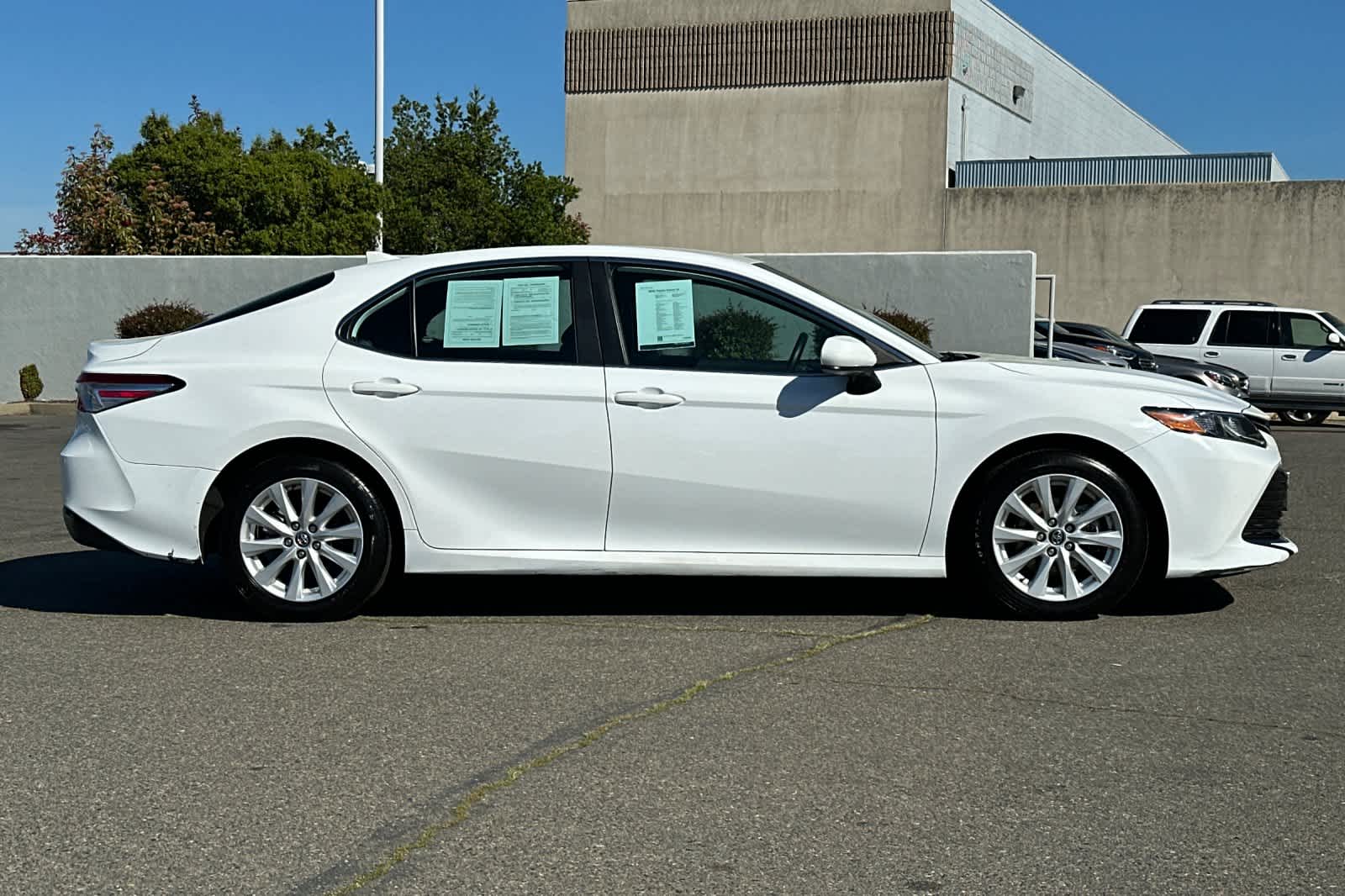 Thumbnail: 2020 Toyota Camry - 6